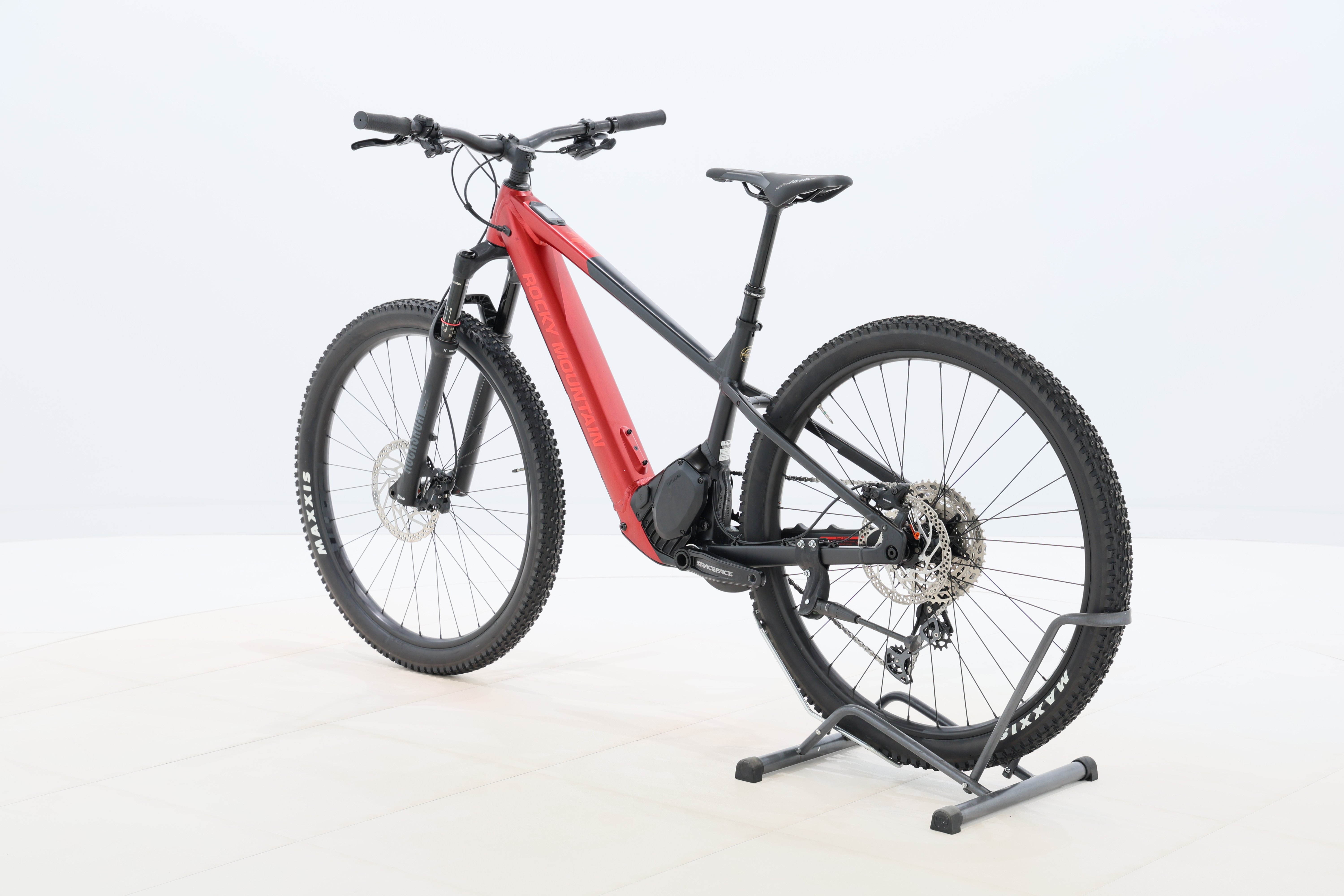 e41f9f19-62ae-4441-8697-7231a72c832b