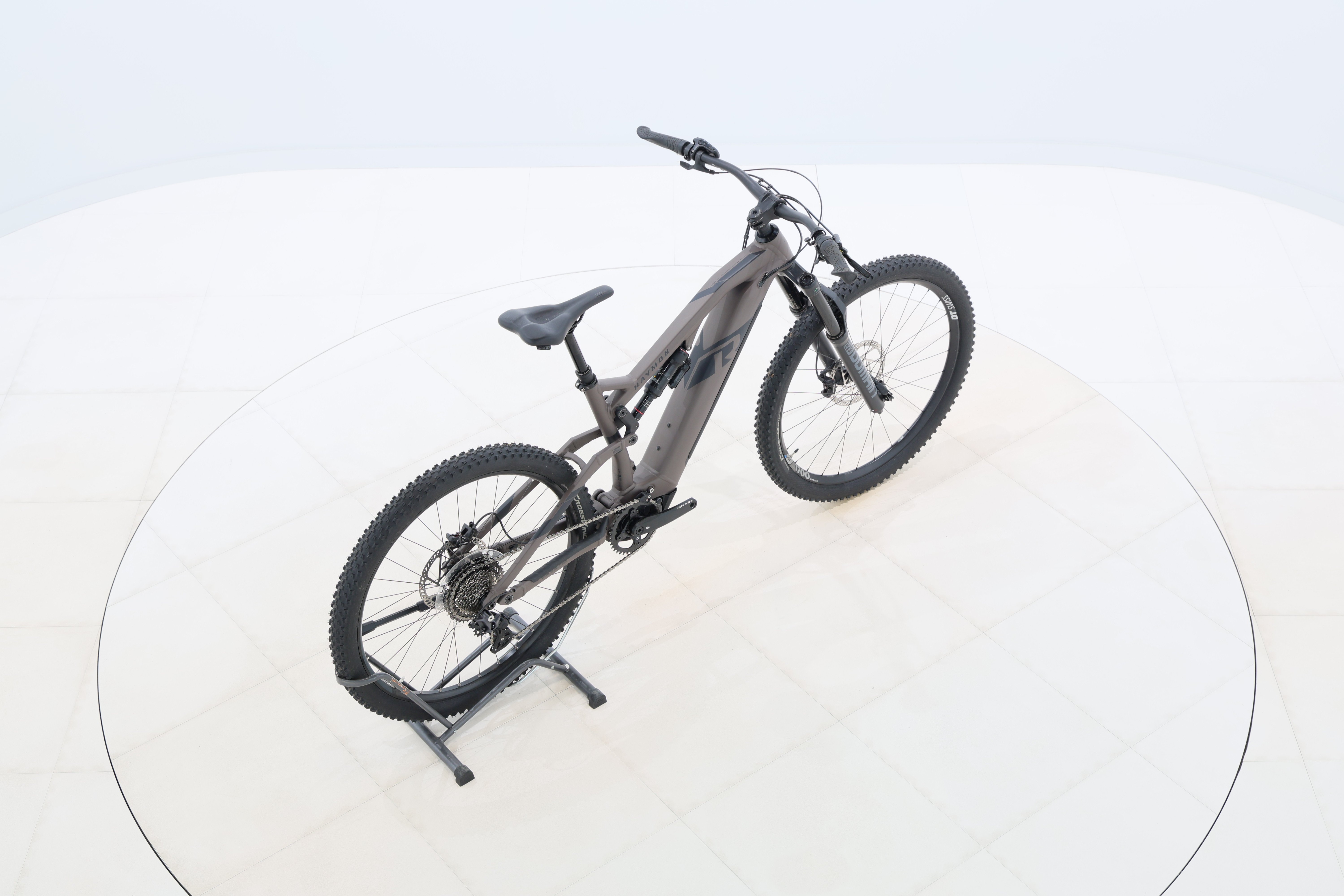 0d2a3abd-fed4-42c2-943a-c4361a82dc18