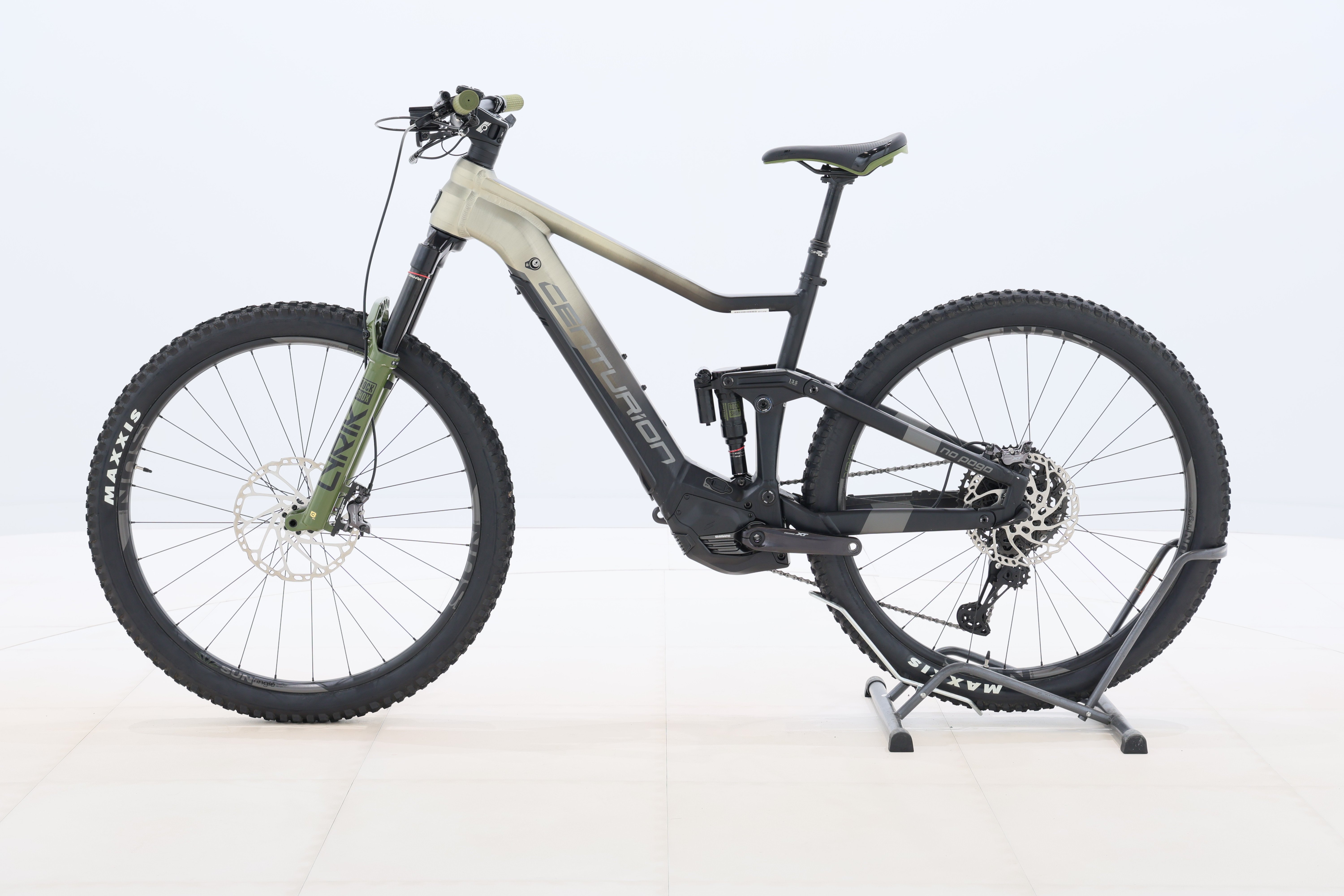 6a17ebf6-39e1-4577-8546-6420a0462f09