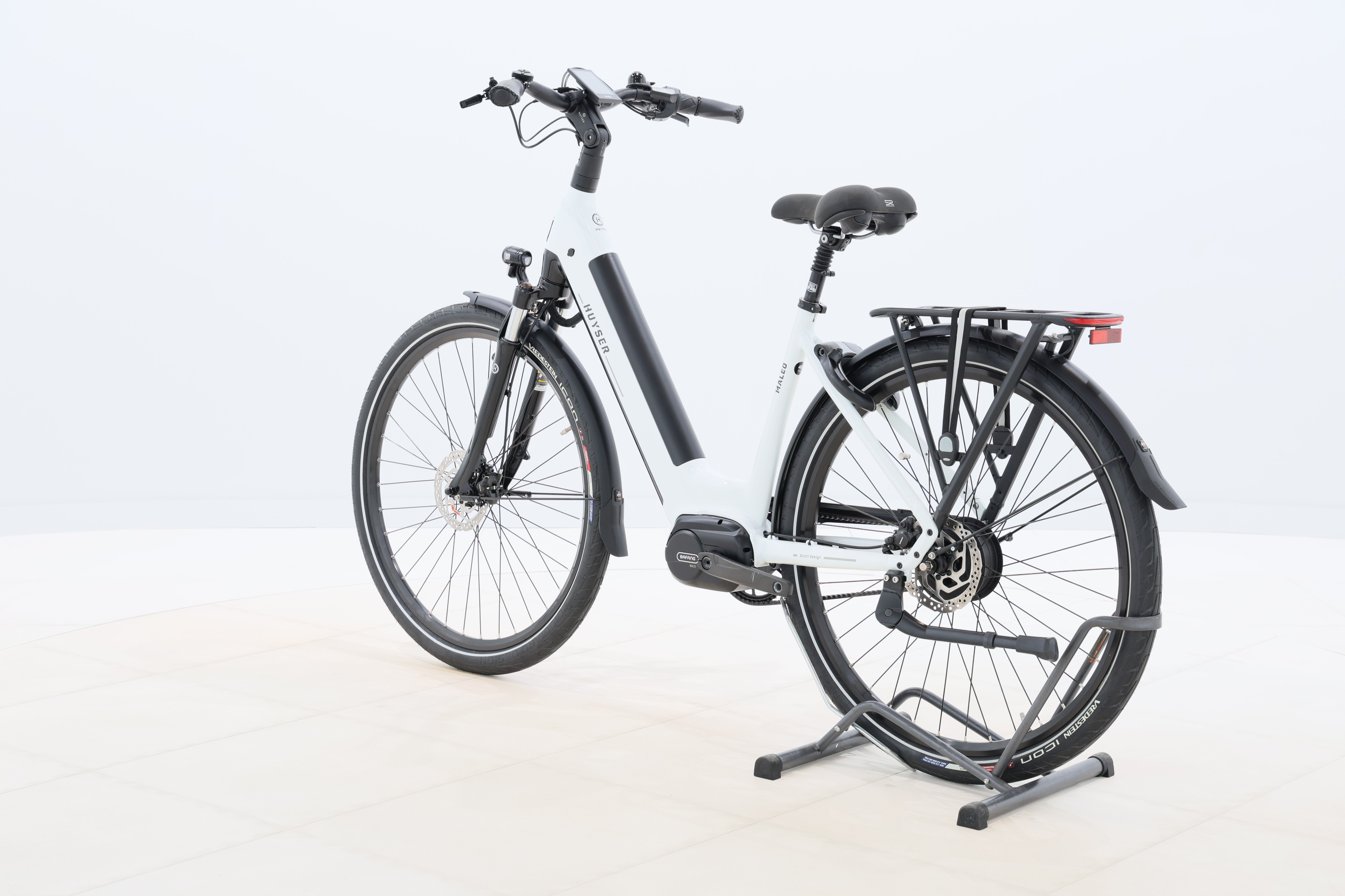 079198a8-063a-4f51-9399-28d01a9de6b8