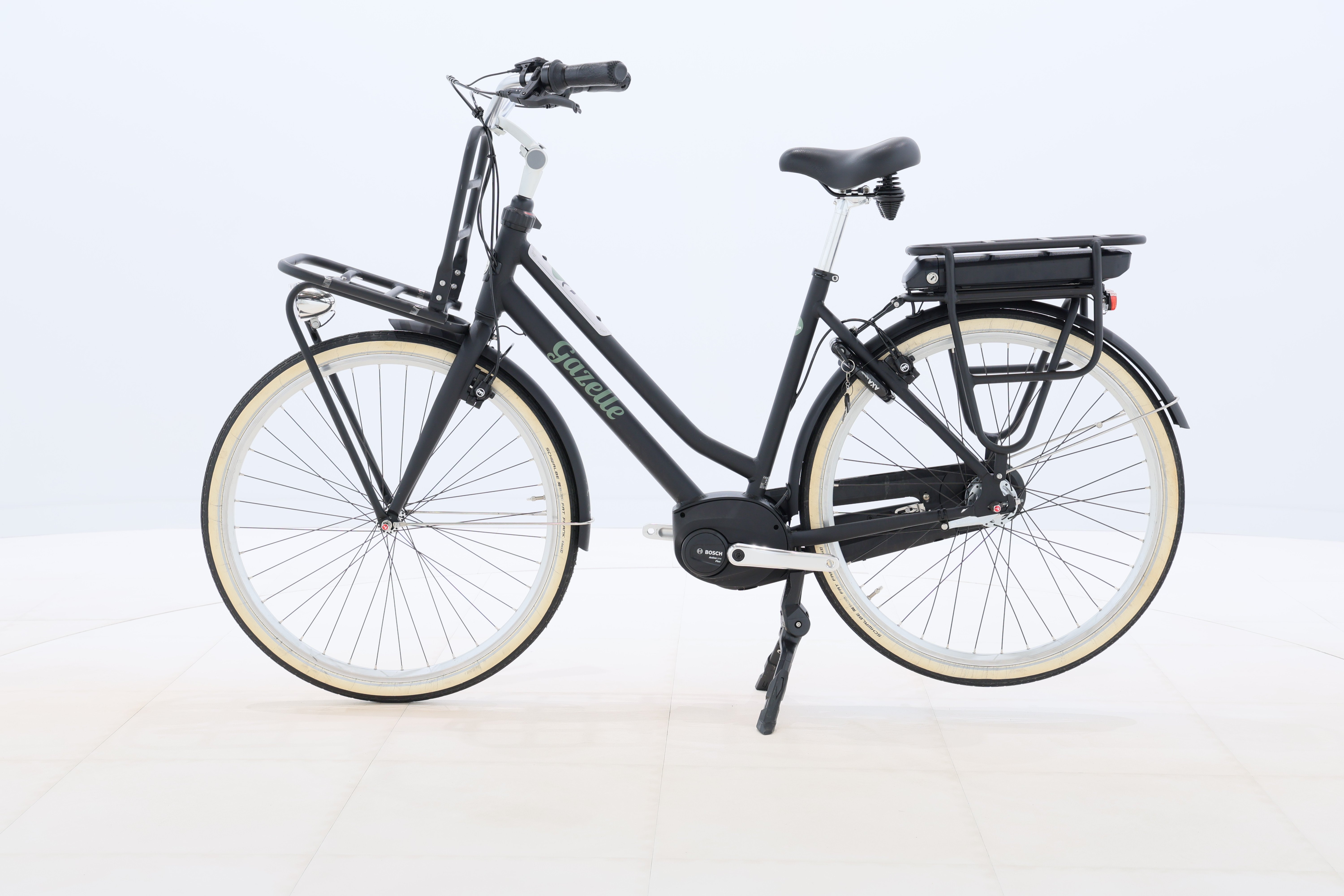 cae0d2c2-5faa-4114-9cb7-08db18e93e52