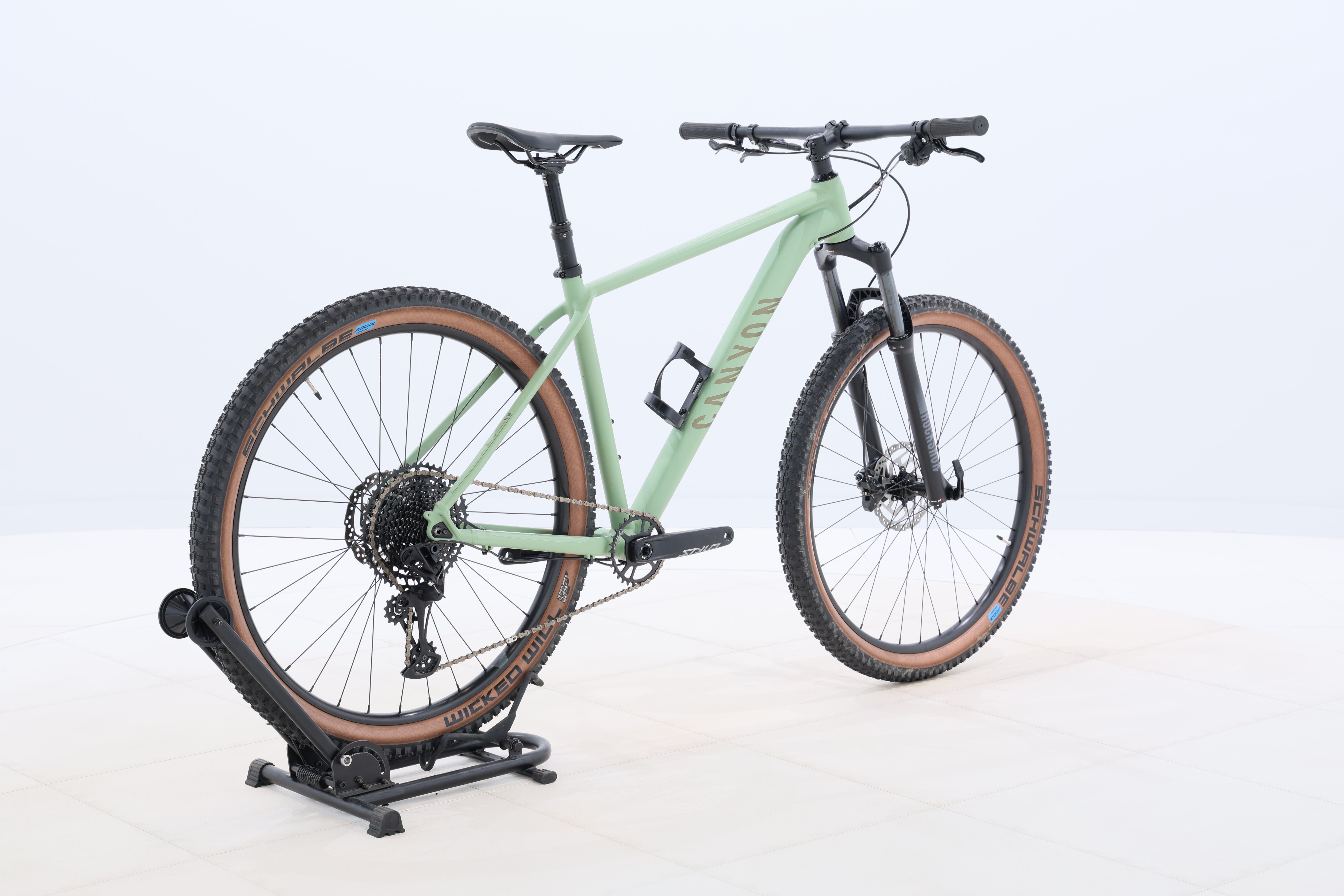 c52f41e8-296c-456e-93b8-d329c17aa8ac