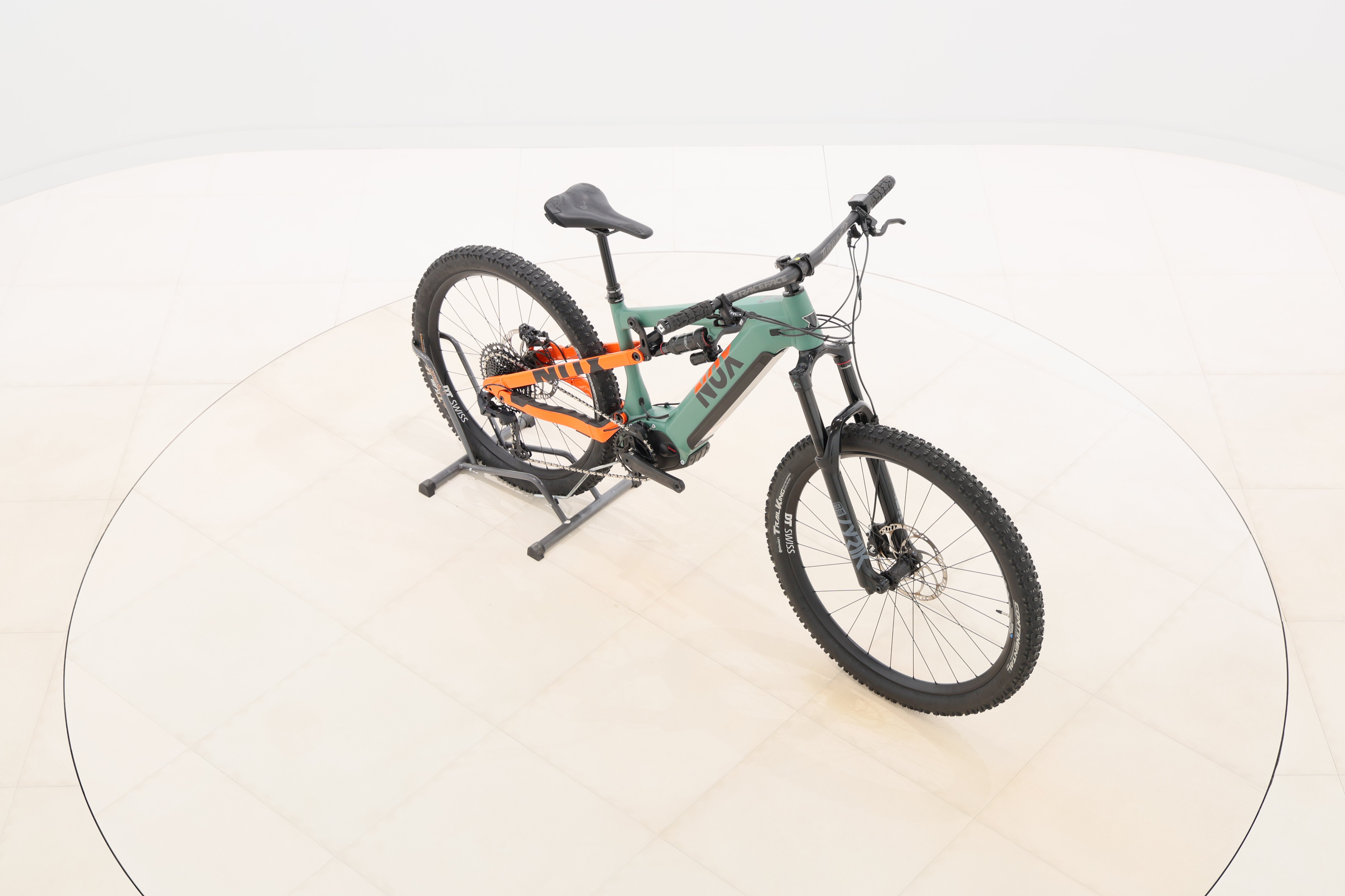 2155ad0c-0d93-4b96-891d-d84b7539d59d