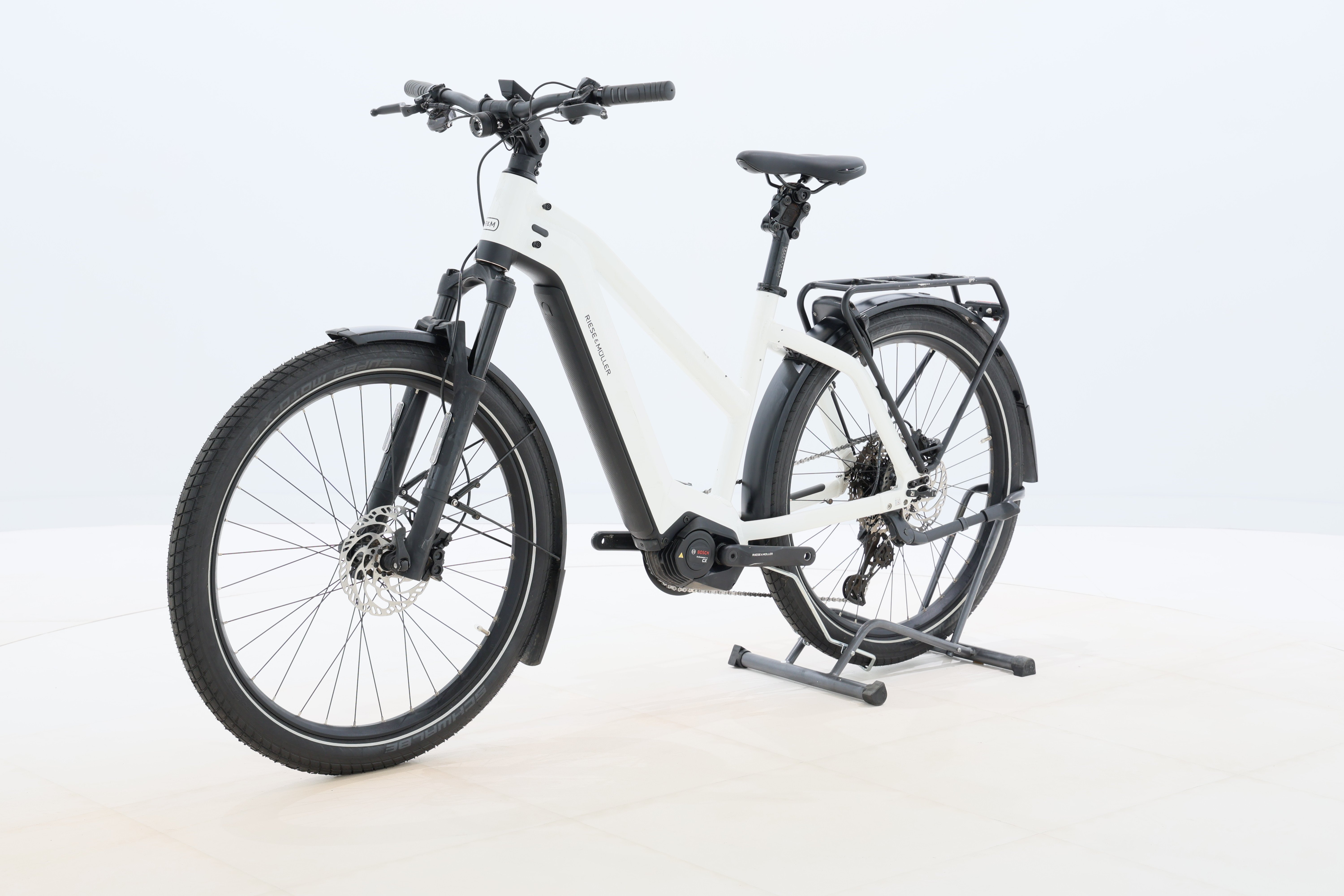 99c8a932-0605-4d9d-975d-c21ea0871597