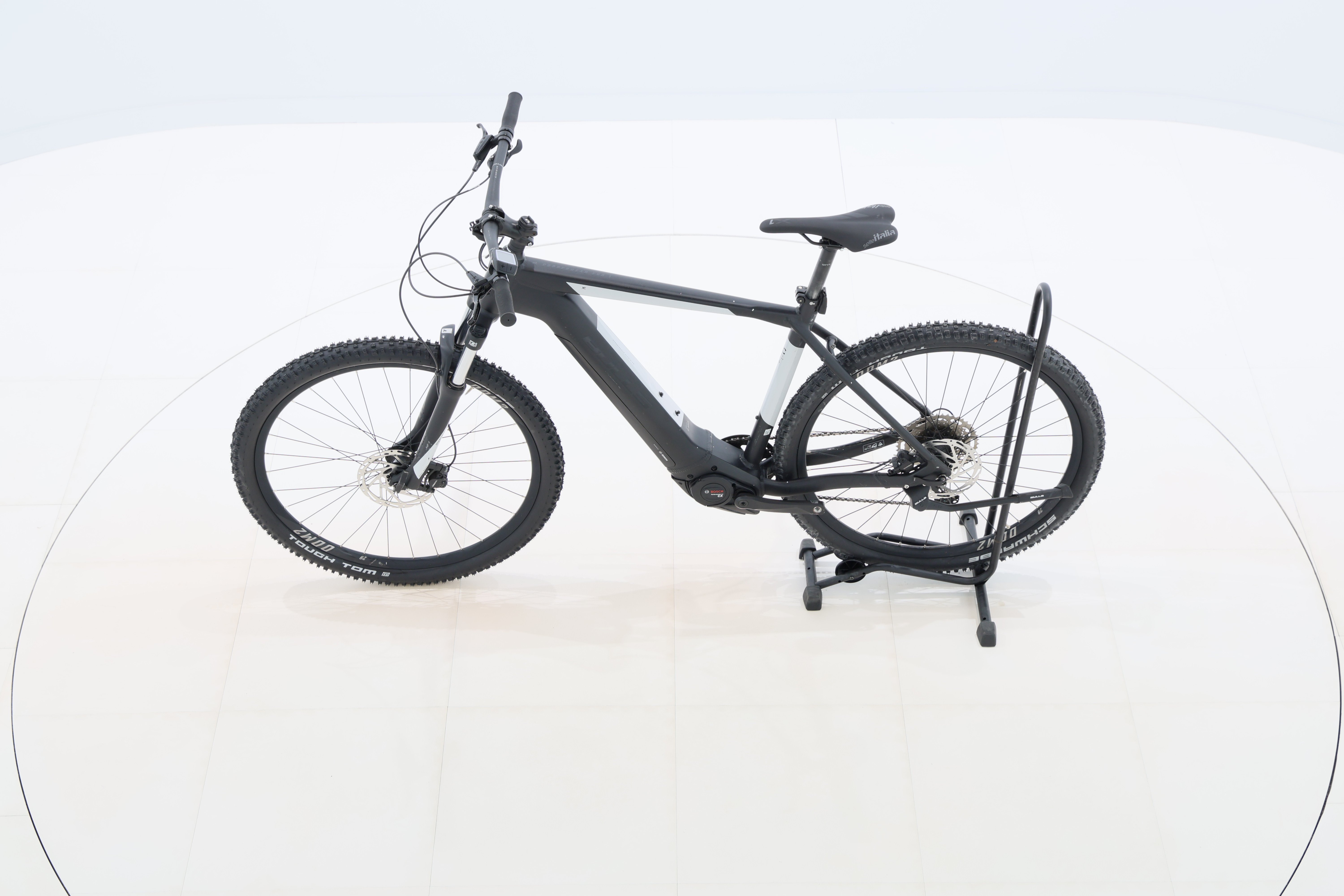 948c3167-67cb-4916-8b9f-81a58a068997