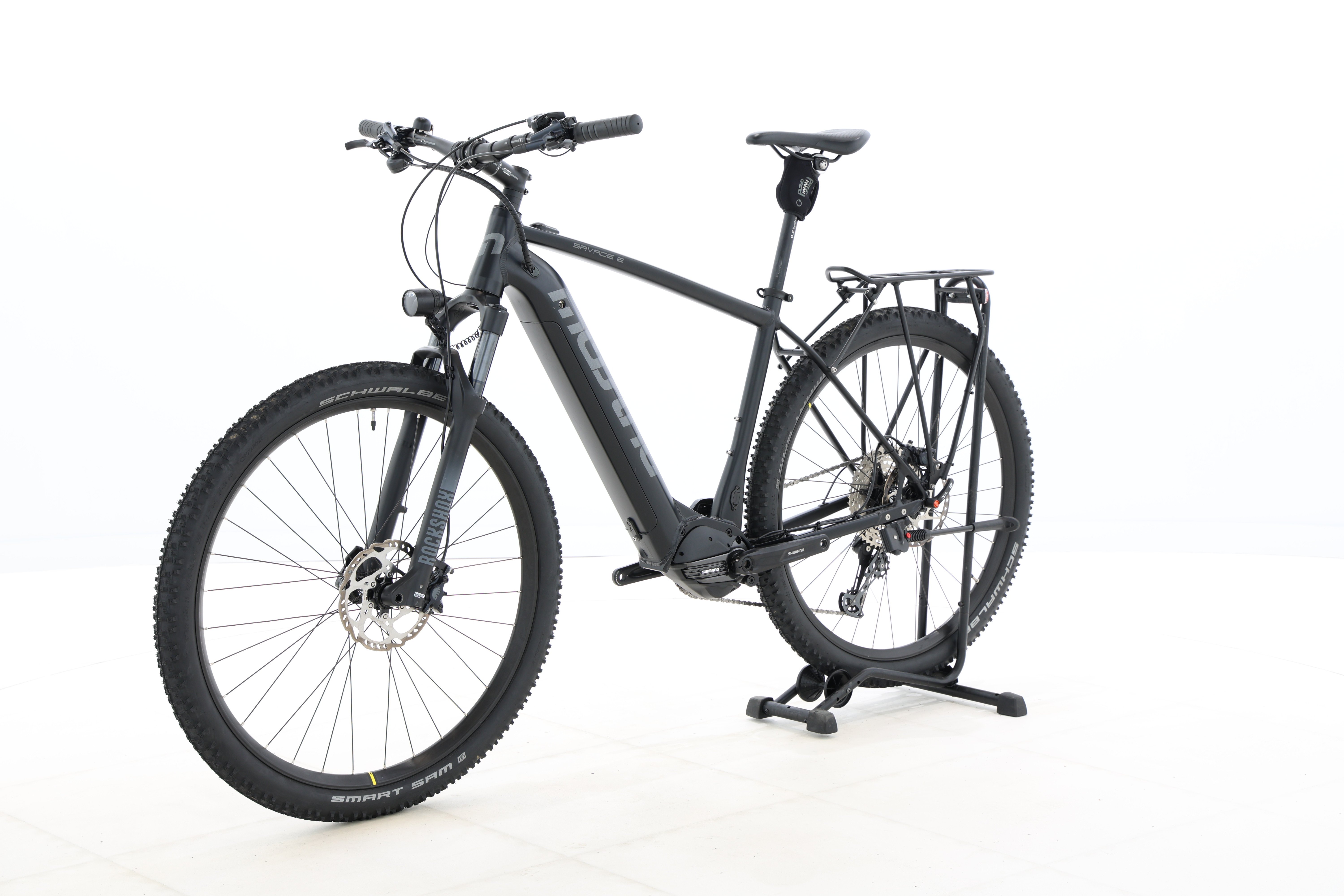 d69a68b0-a4f6-47f0-89d9-b9247d89aa7f