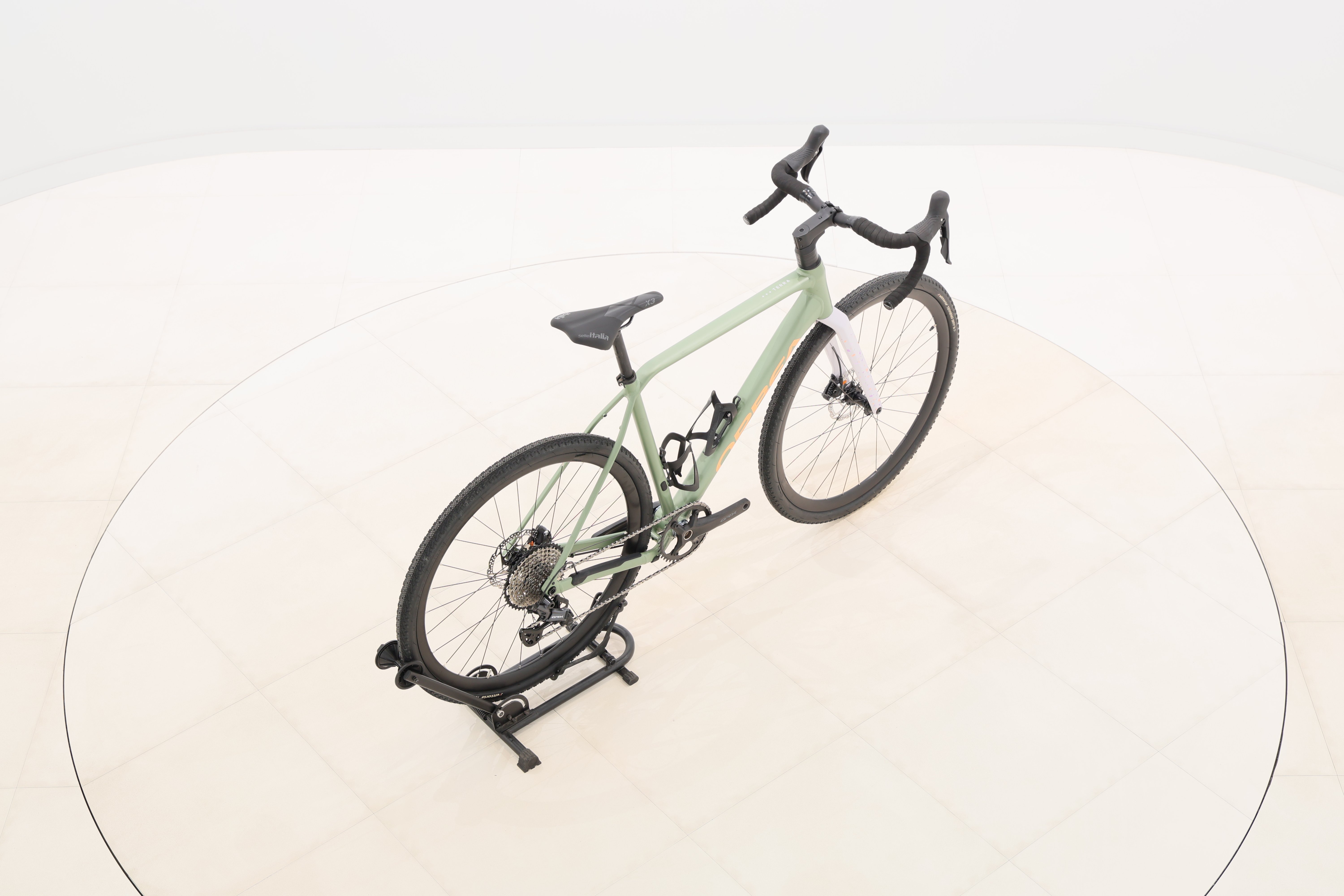 f256336a-5731-4c9e-a700-3e9ca3811177