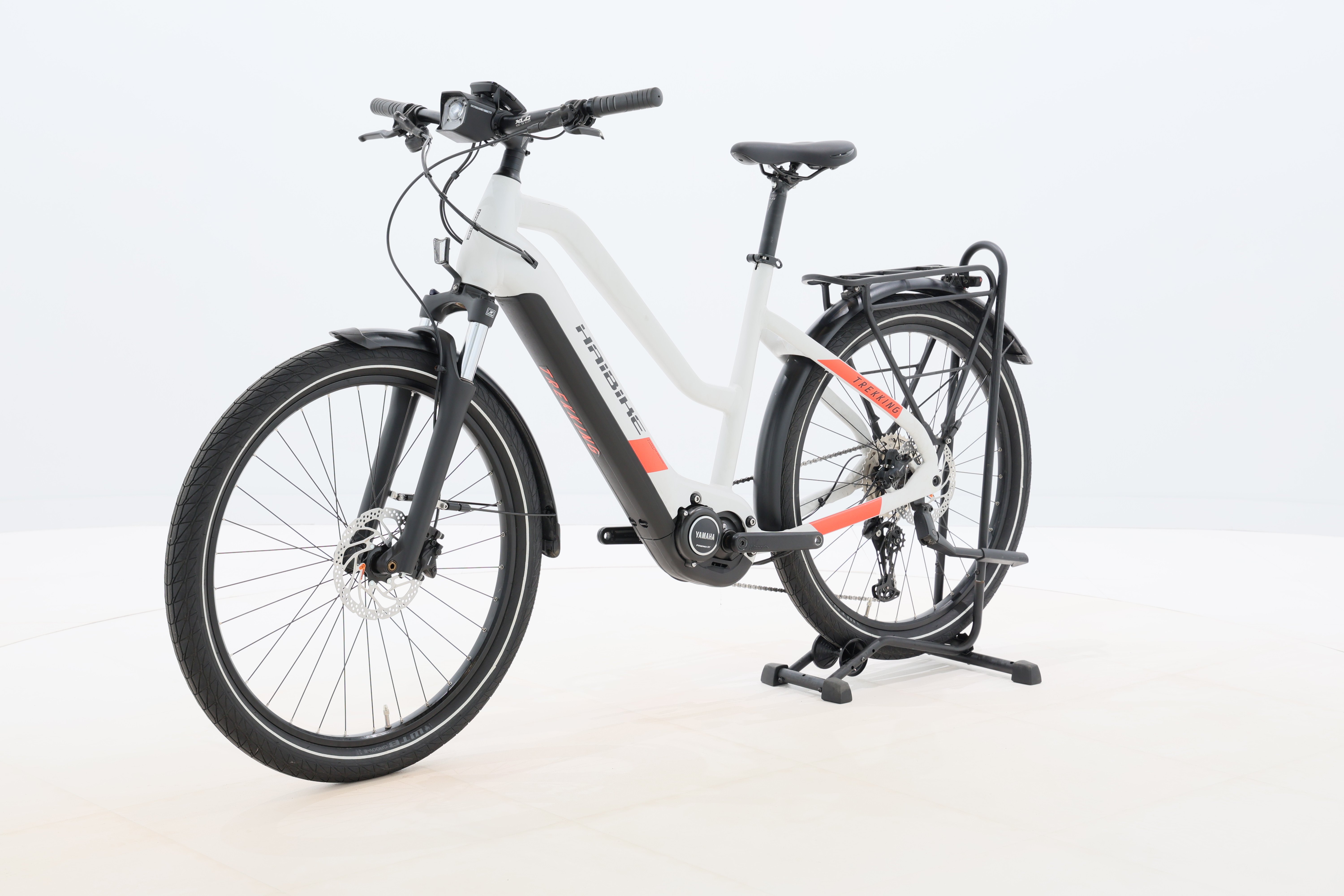 049222ef-59ce-4dc3-a28e-25f5dc3893c3