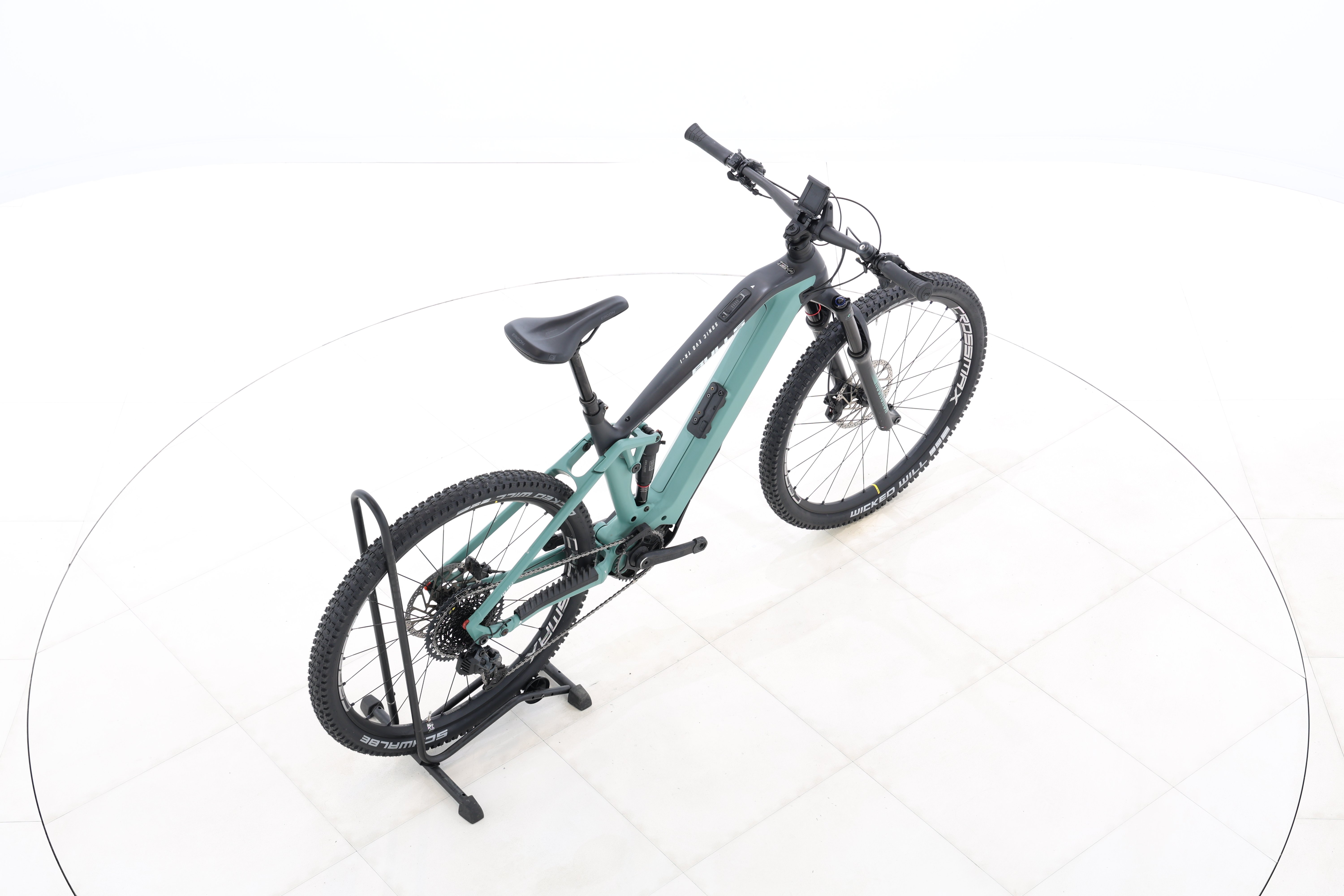 29c9a335-bec8-4639-b6d6-61541ddb5a47