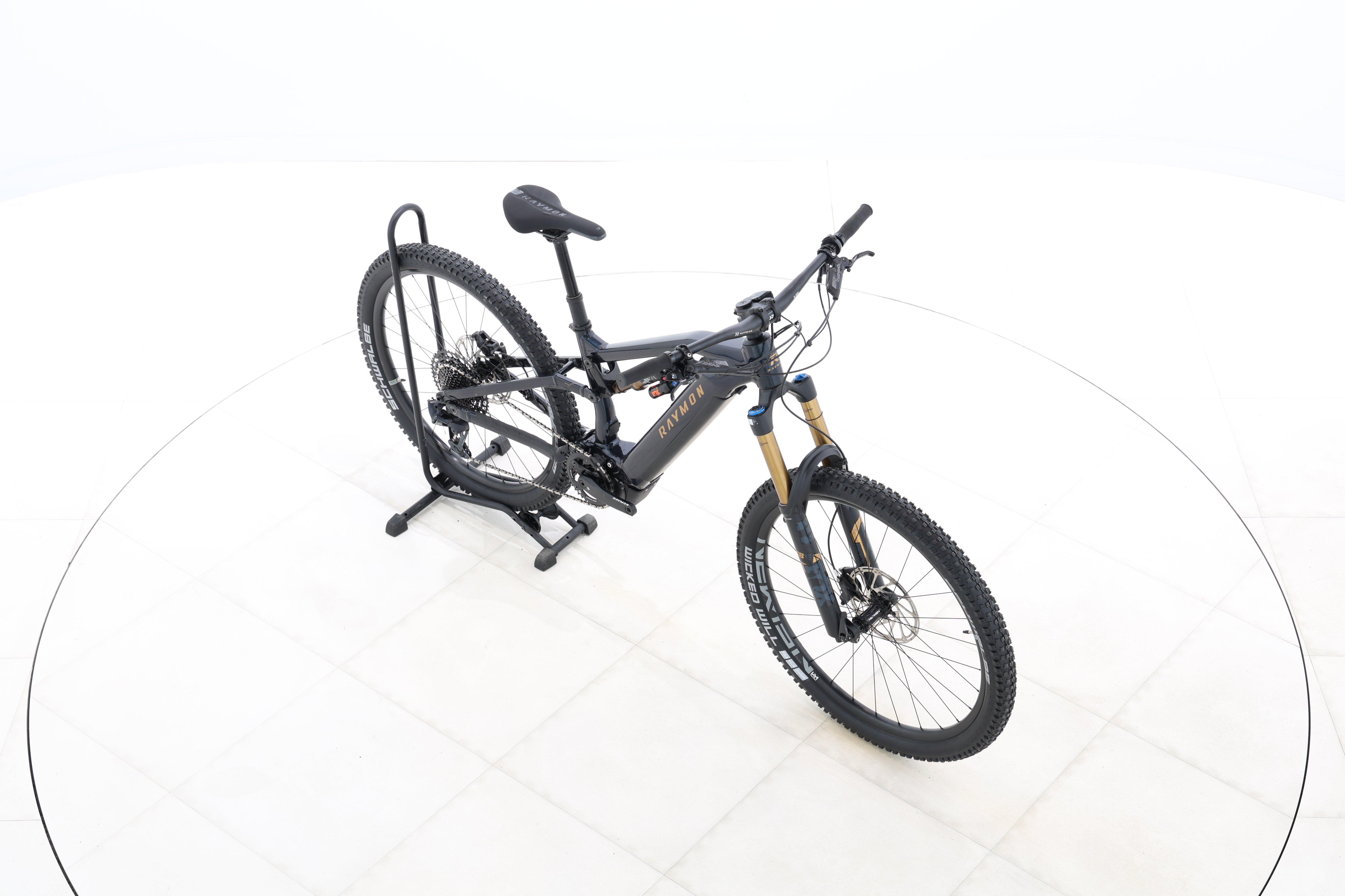 21b715fe-be45-477a-a0f4-62bcbec93431