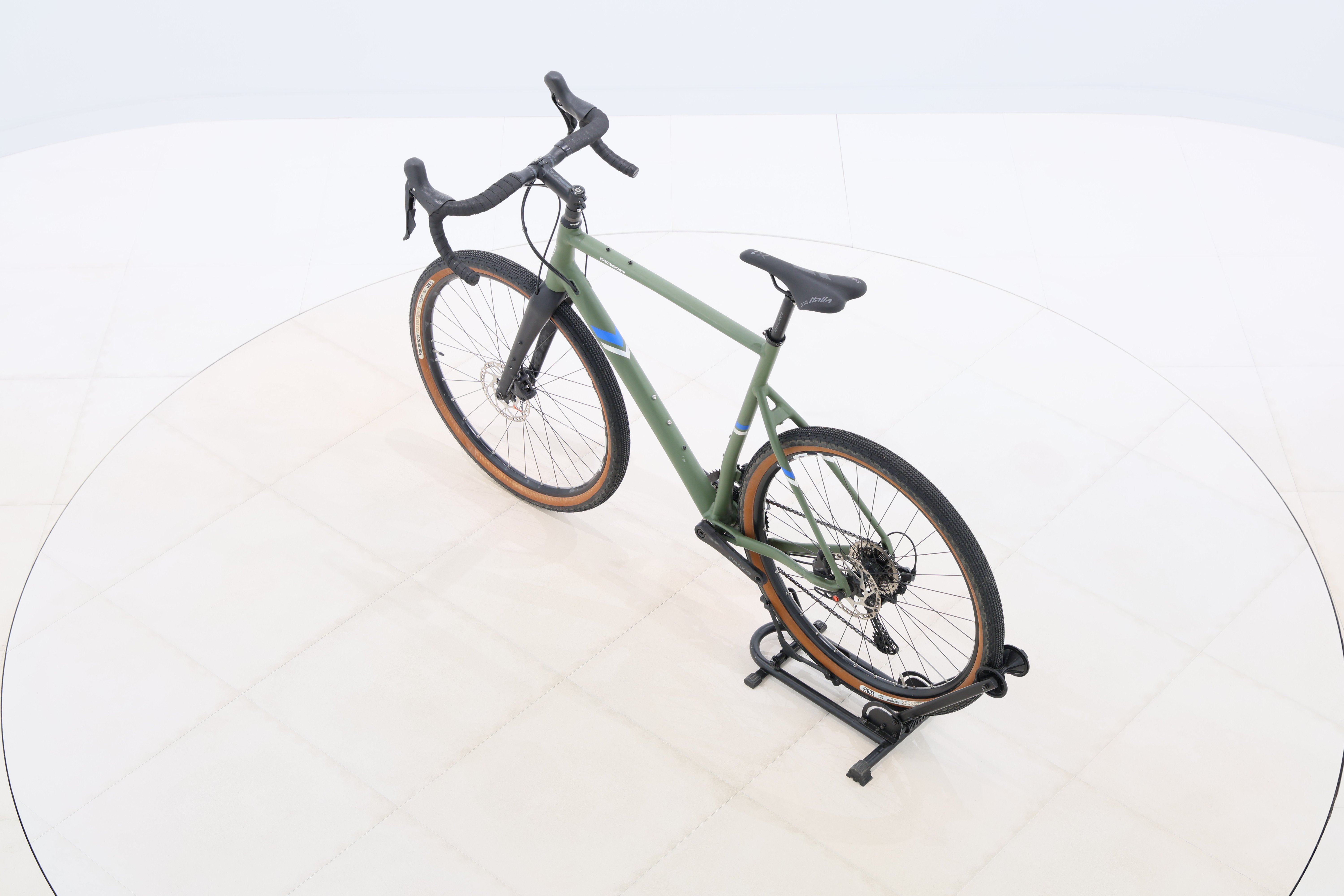 e196cac1-e0e1-4afd-a258-fb20a4ecd1df