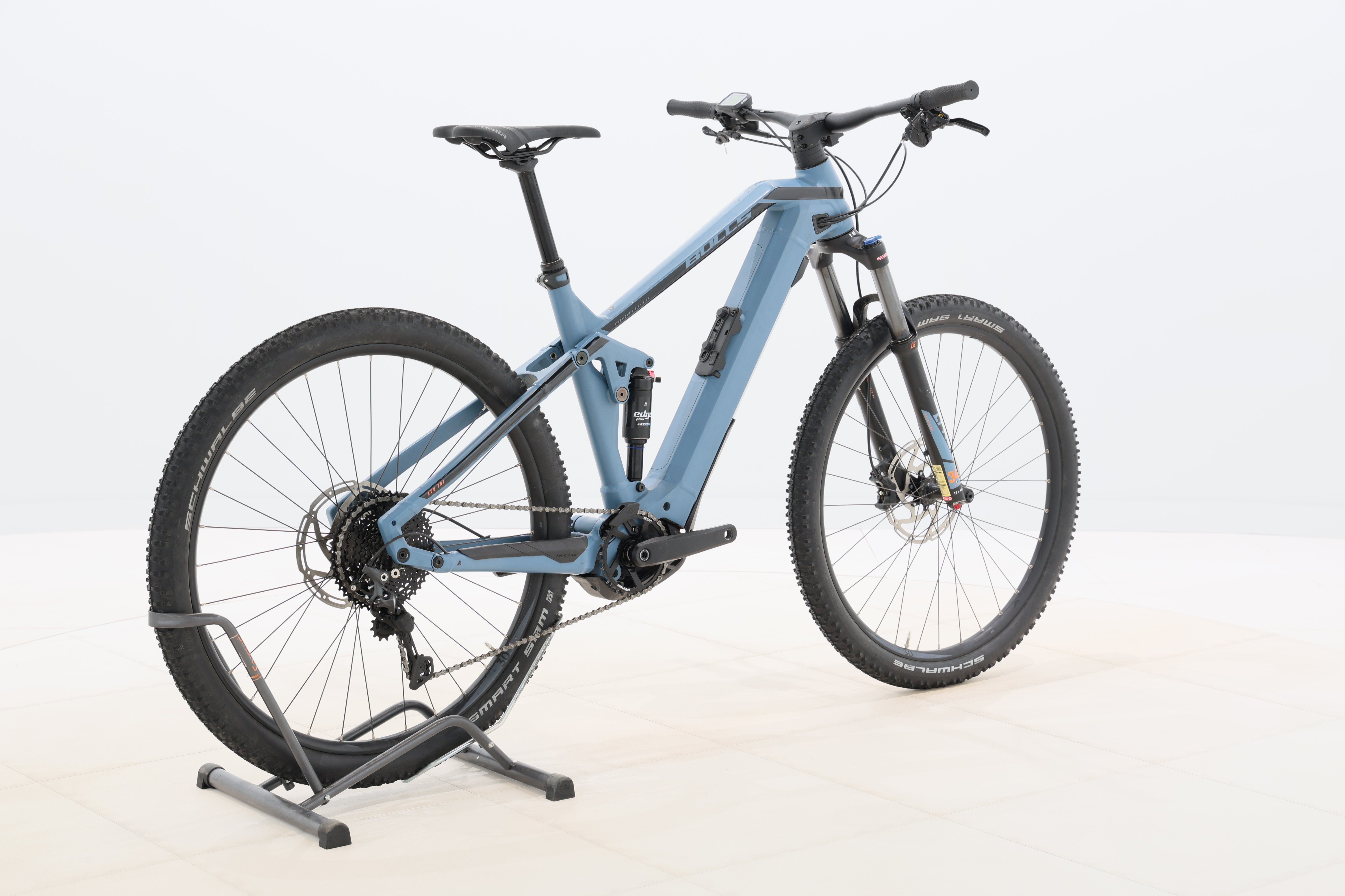 b198c4b6-76ba-440f-be04-2fe2954c3f6a