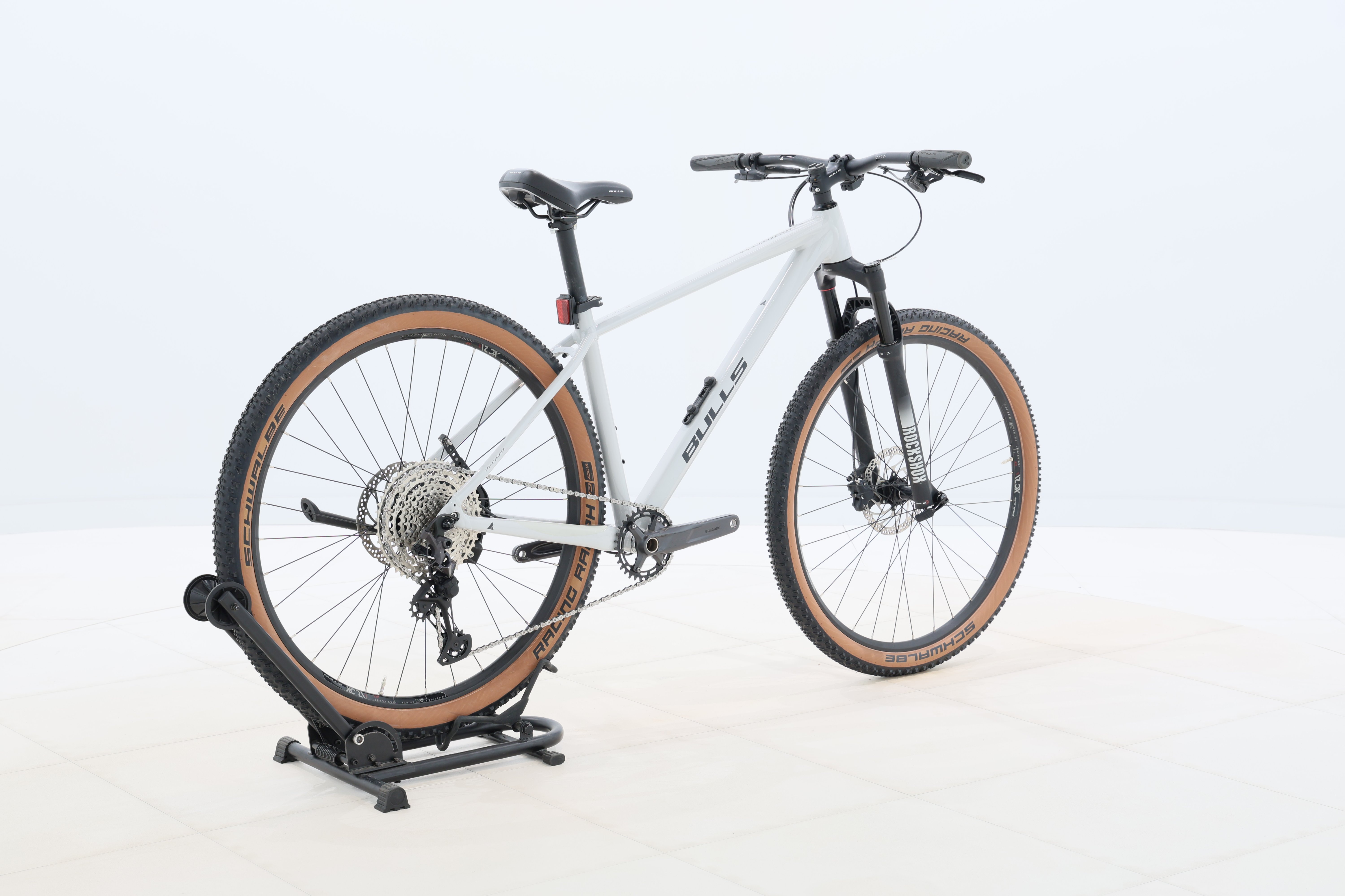 ee221f71-7509-406a-bf56-49c3e42e144c