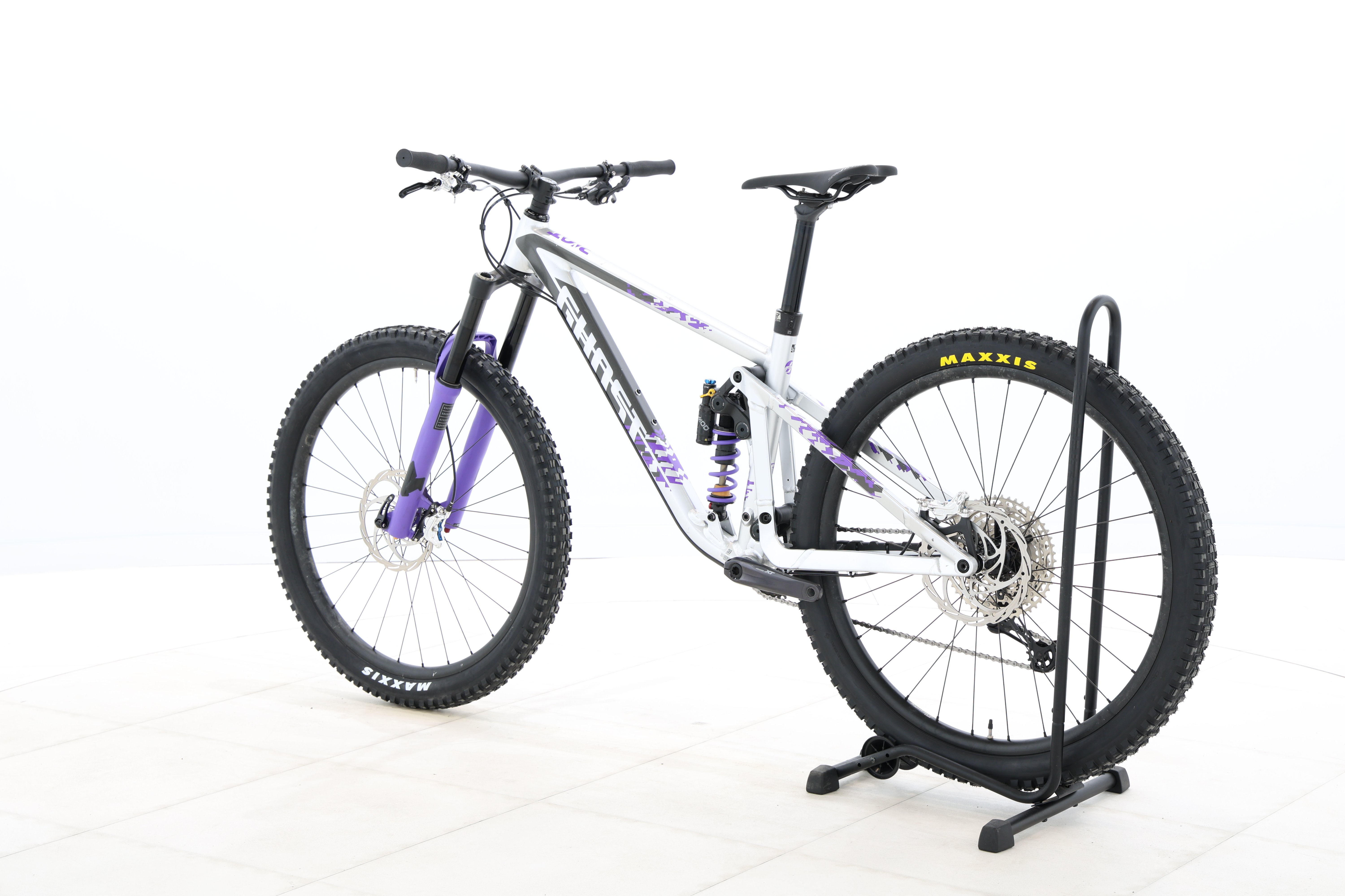 d5f27fc9-f8b4-4e2d-b696-3a6c88a8929d