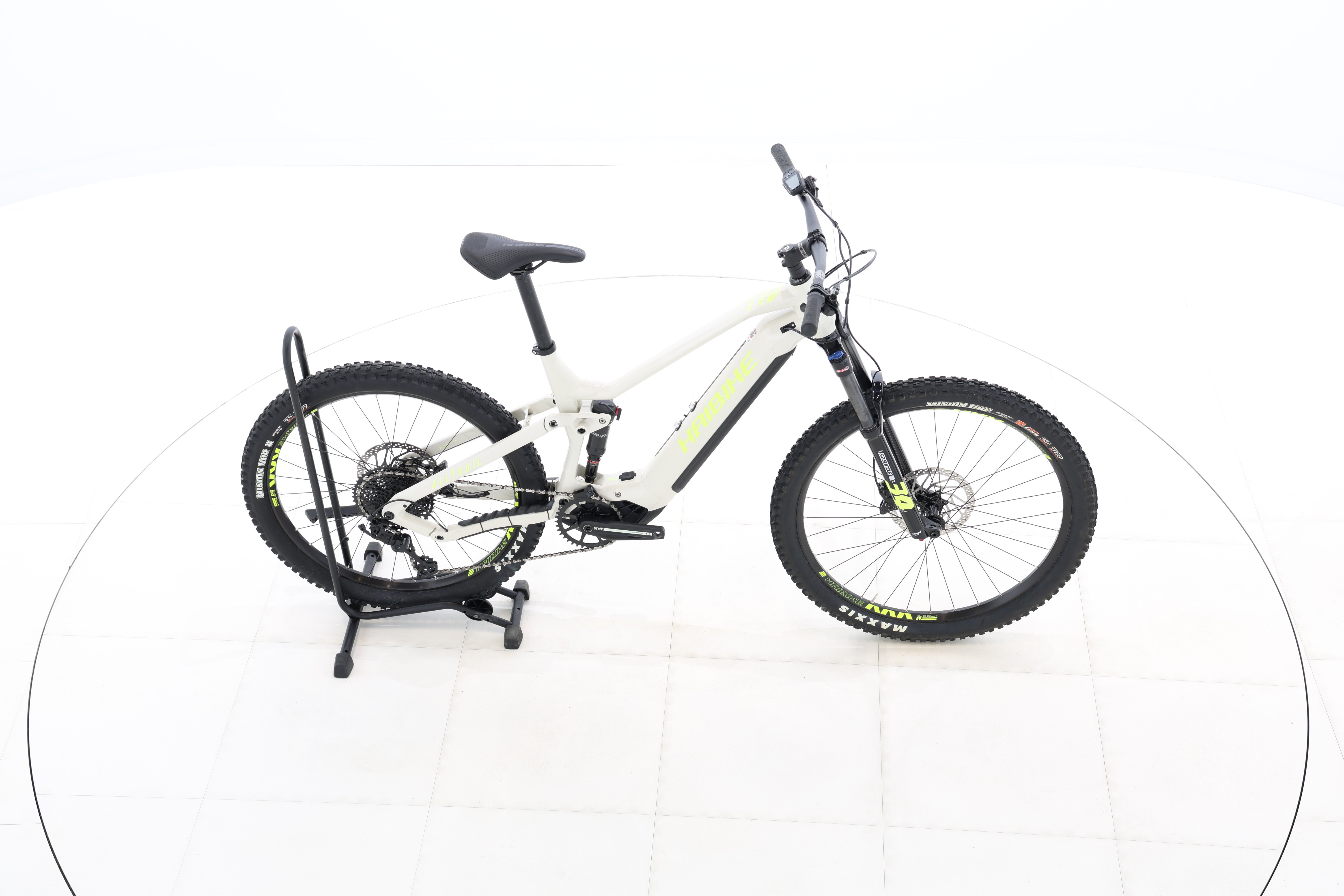 828b0a45-df28-41d3-8ead-7d617dc11d57