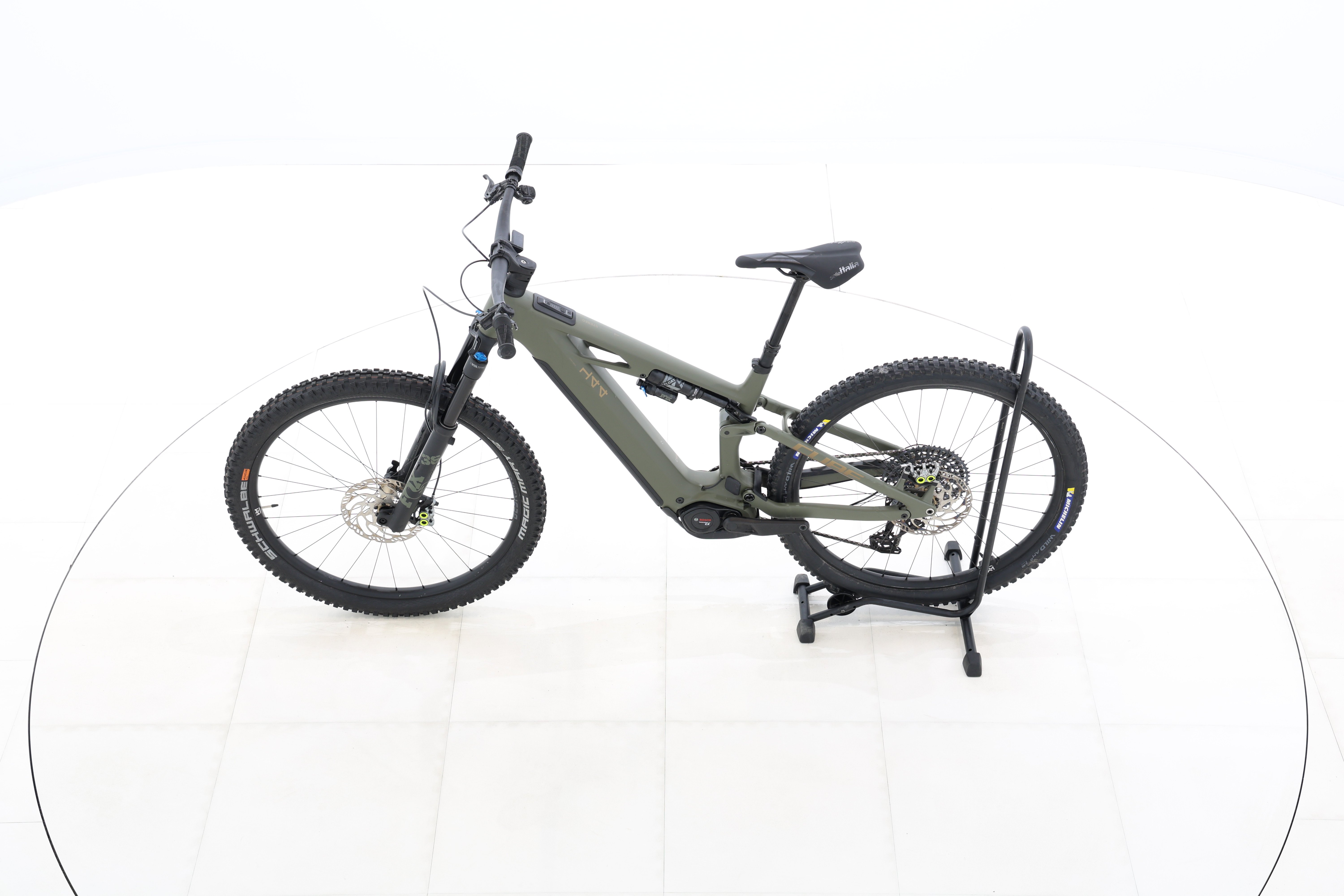 9f7cc744-a292-441c-a261-f920f048c96c