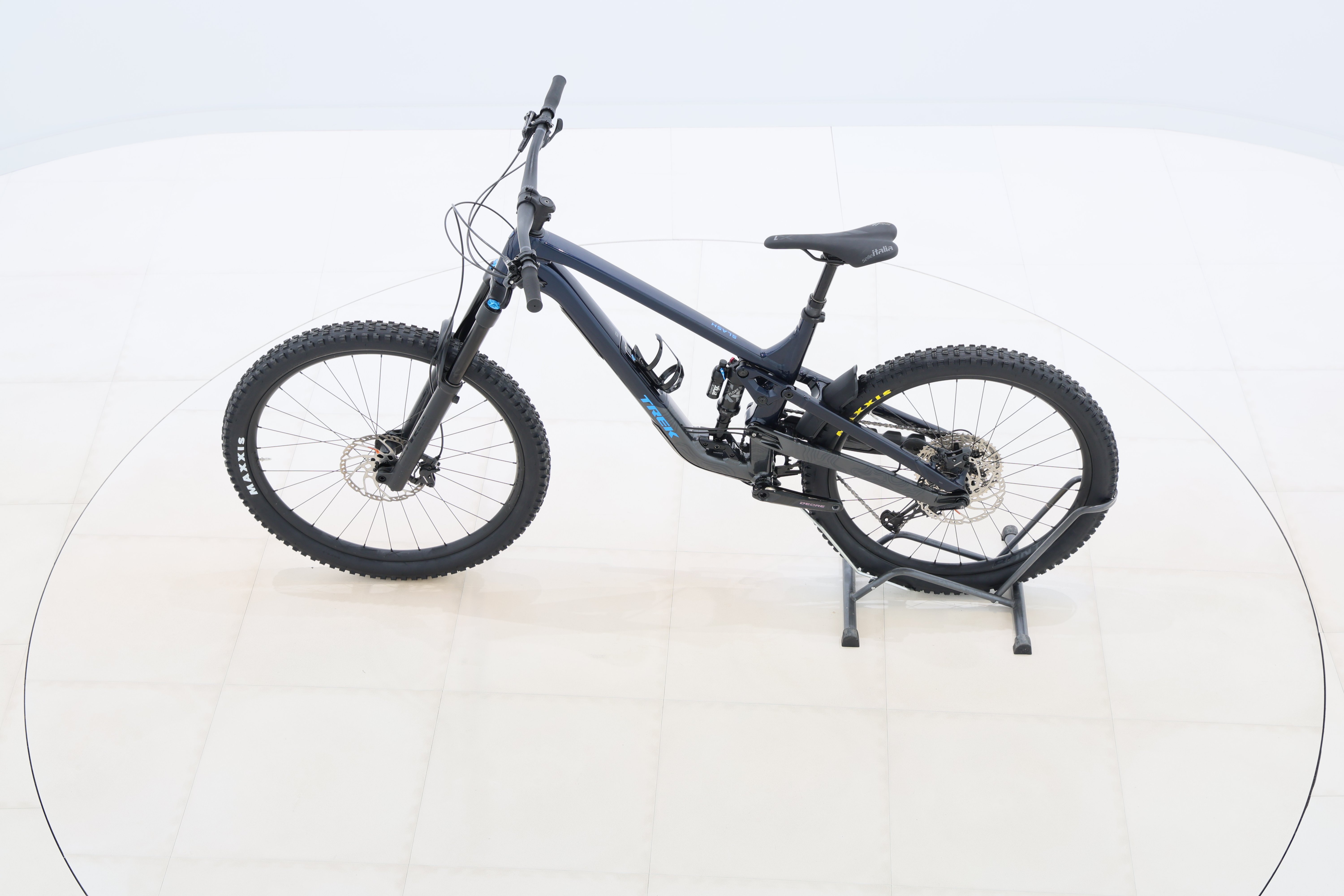 4c5f7045-4e77-4db1-ae4a-d780a3517f9a