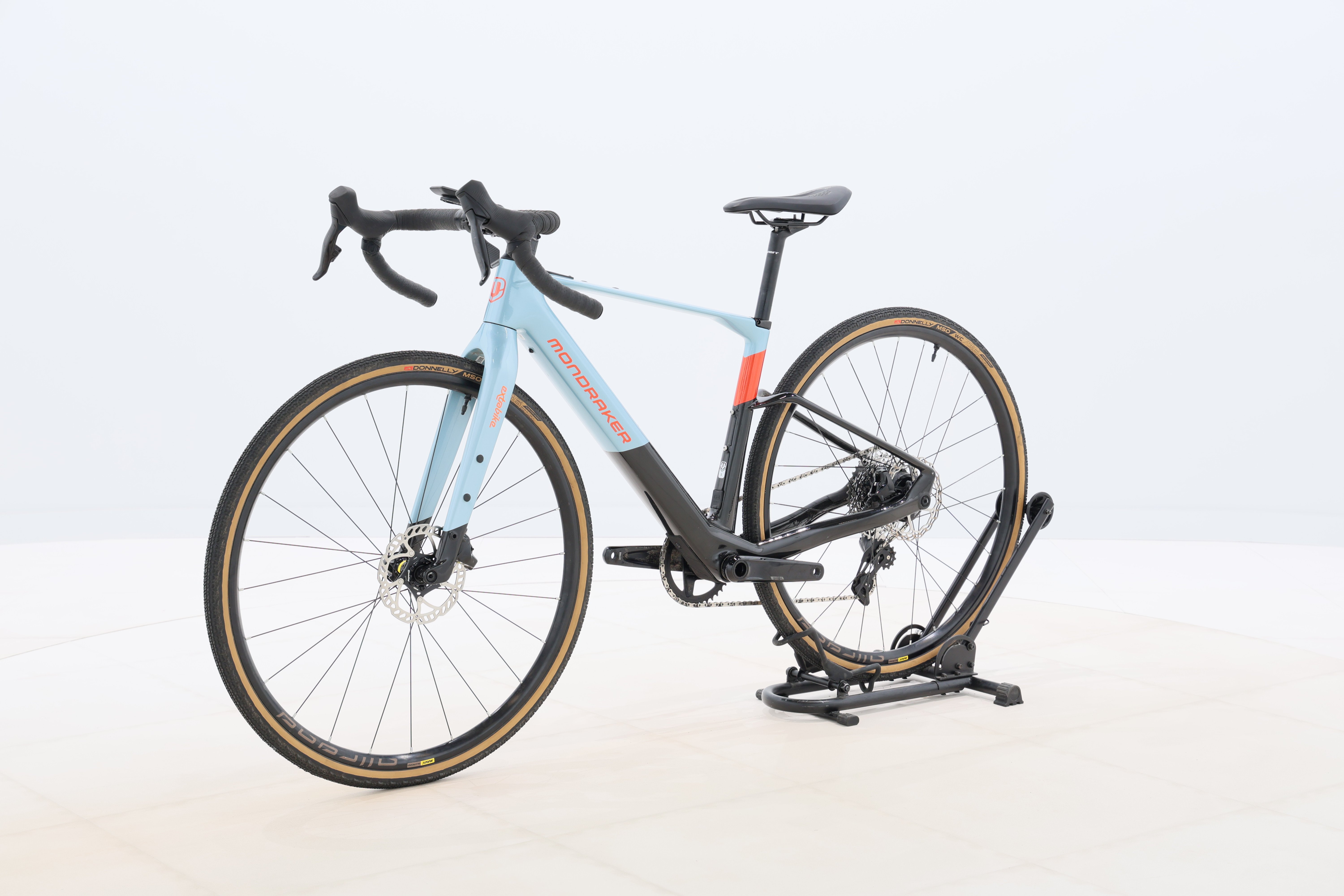 b21b3b00-2247-4dd2-acec-123106e0bf43