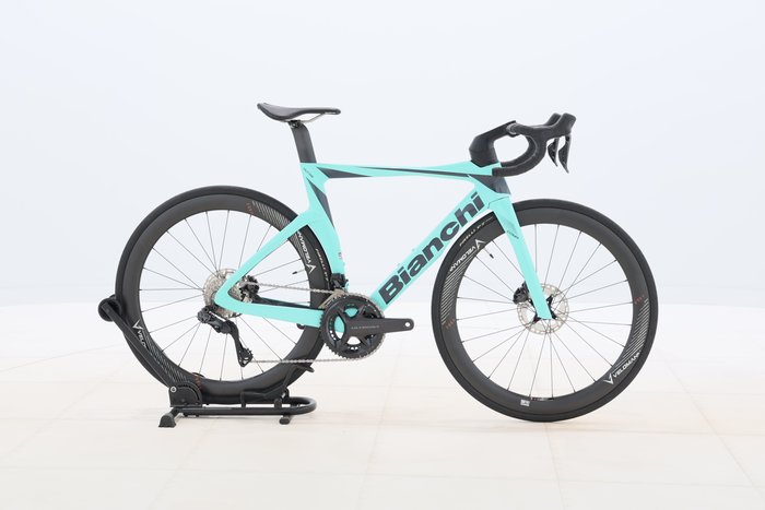 Bianchi OLTRE Comp Ultegra Di2 2024