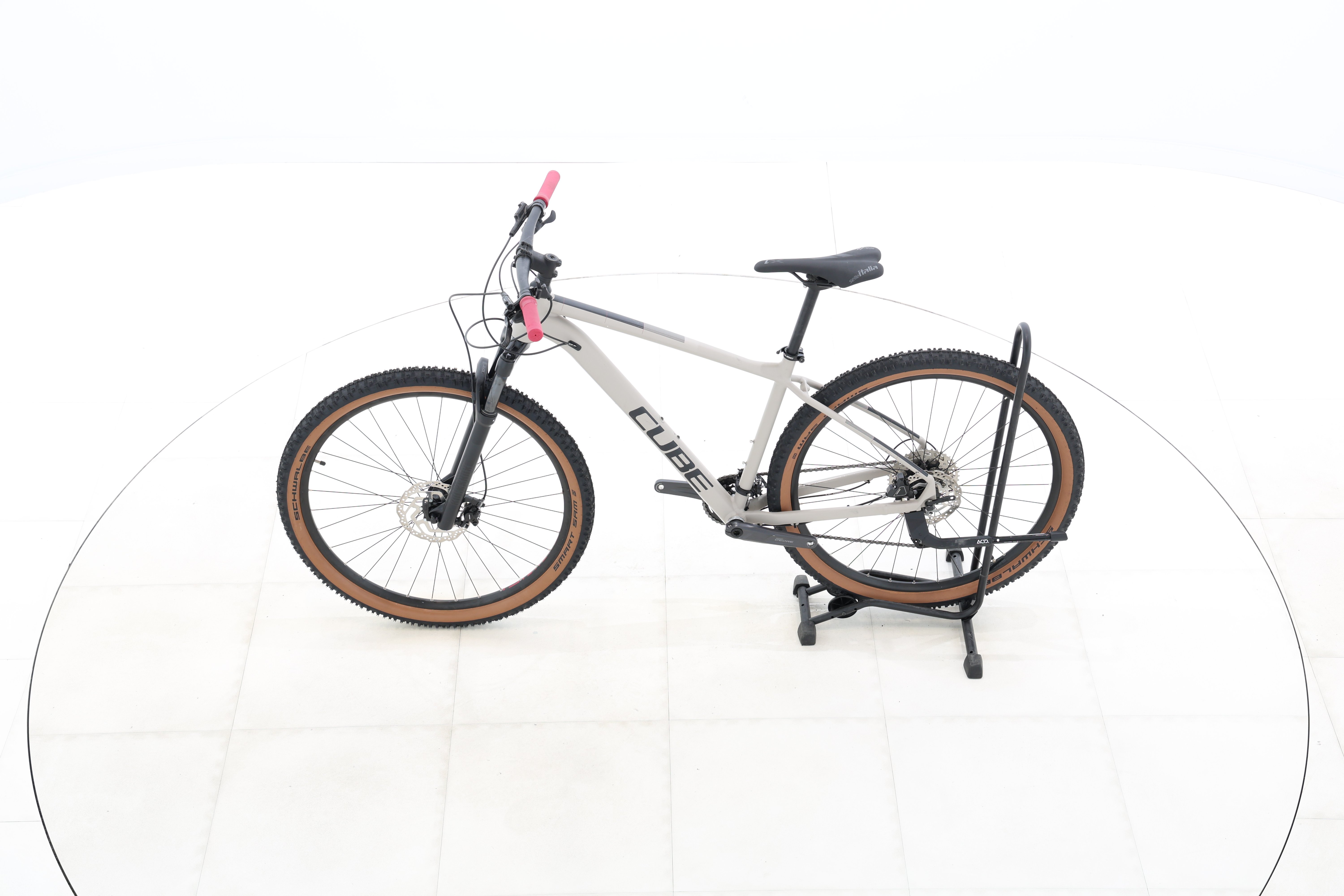 c2da9b43-6bdb-4048-a785-ac85edc91456