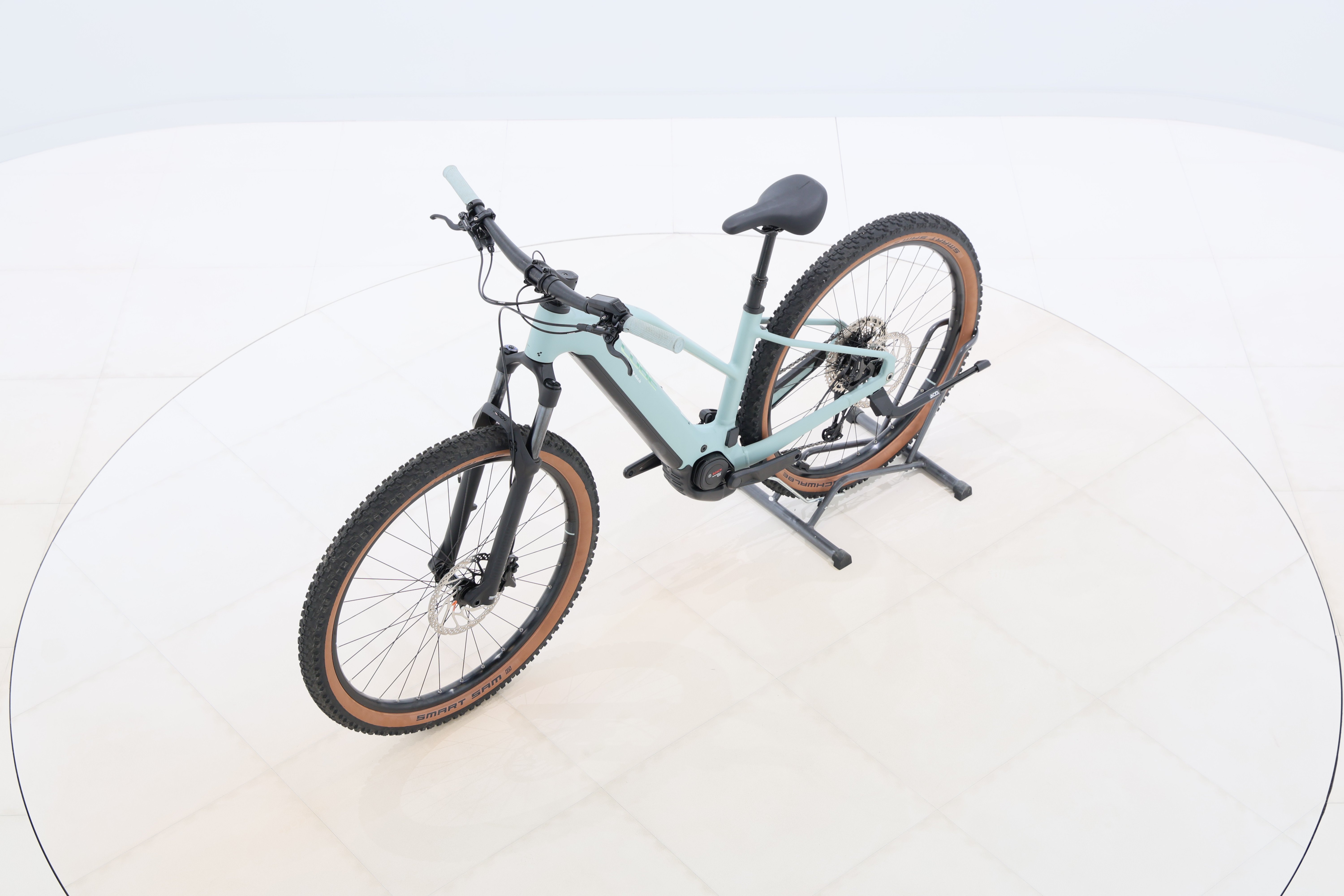 a4737a2e-b5d9-431d-accf-73992400cb8d