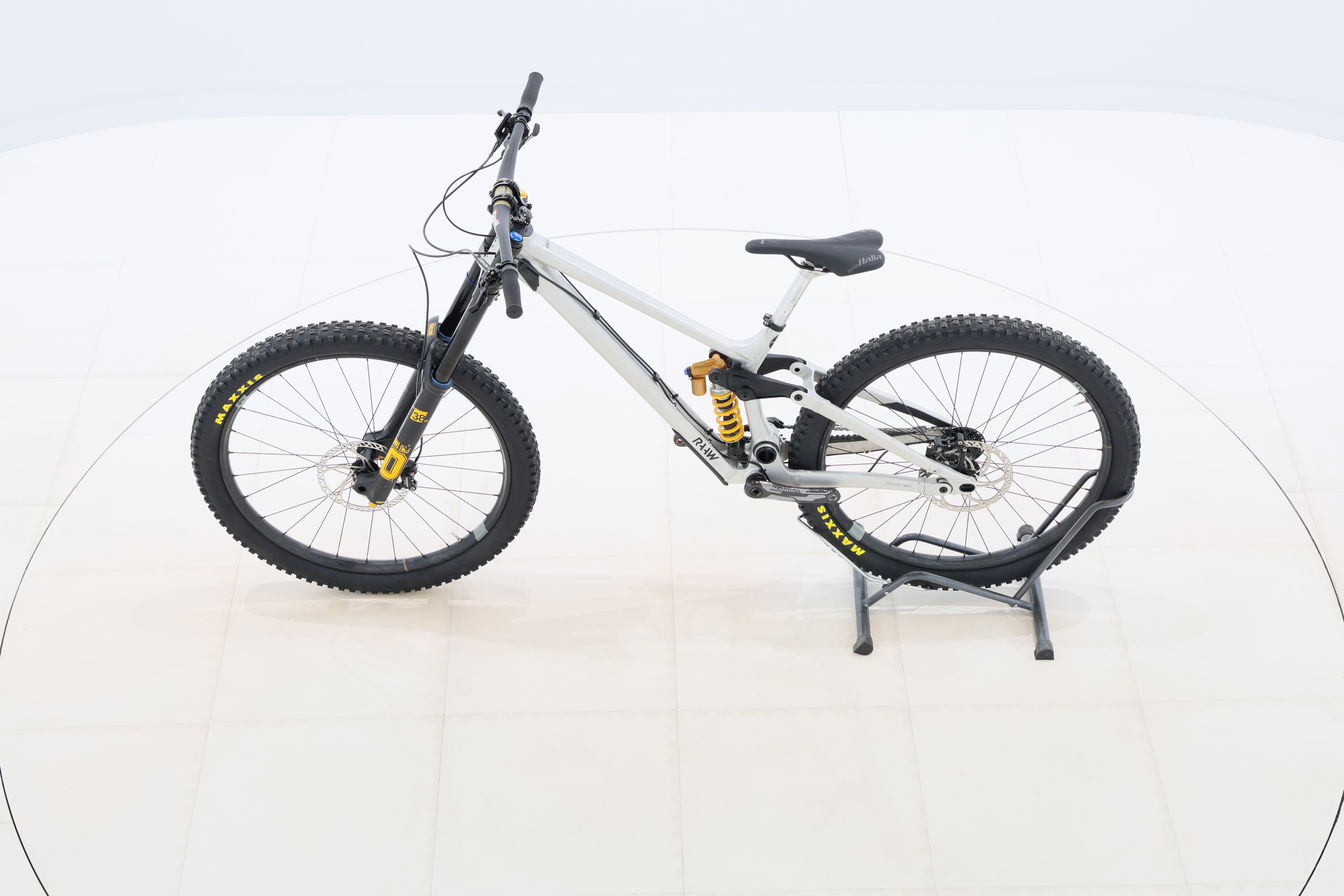 0e1e666e-5414-4926-b85d-8d81e0bfa6bb