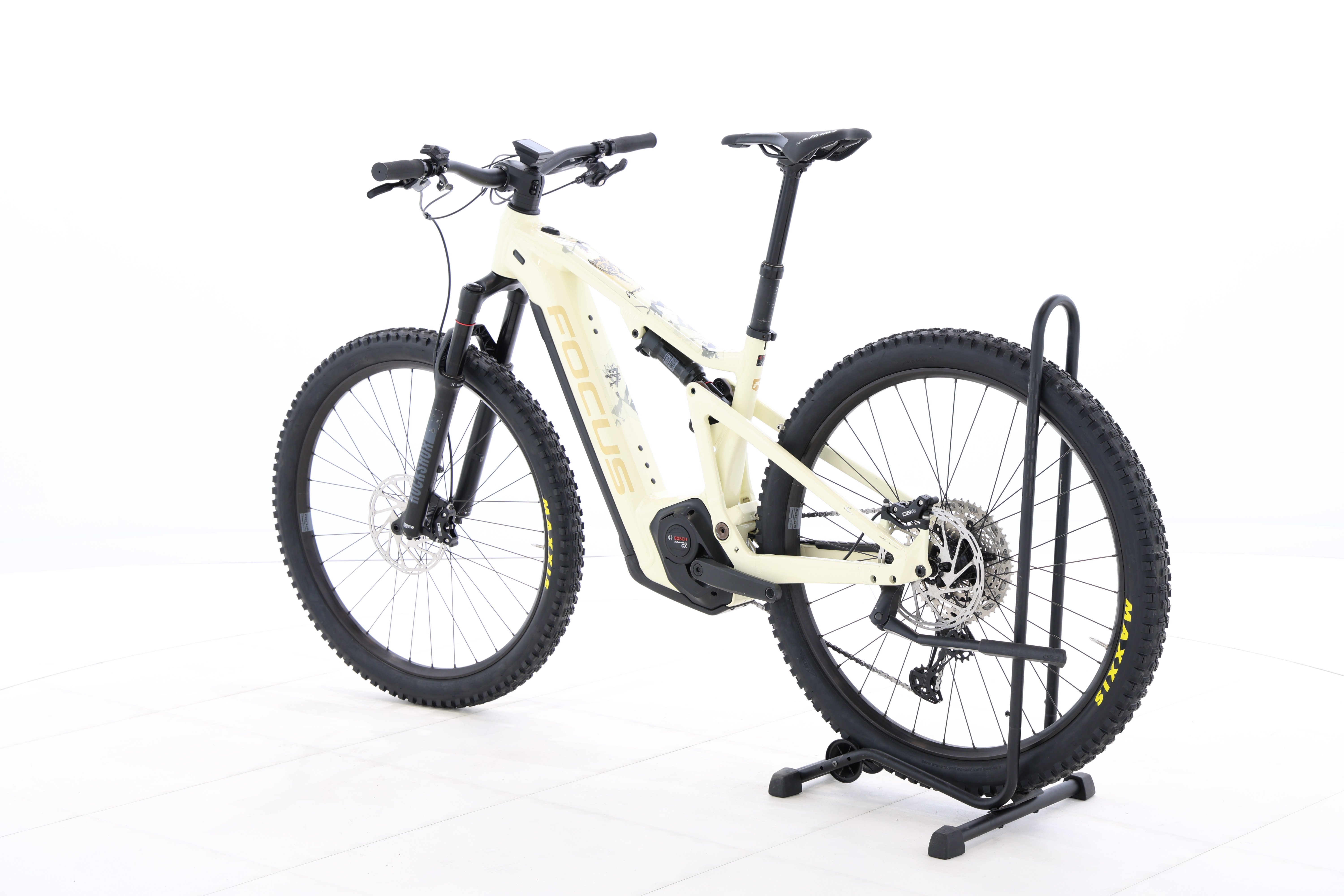 7d34db99-91c8-4d36-8da7-21483153d36c