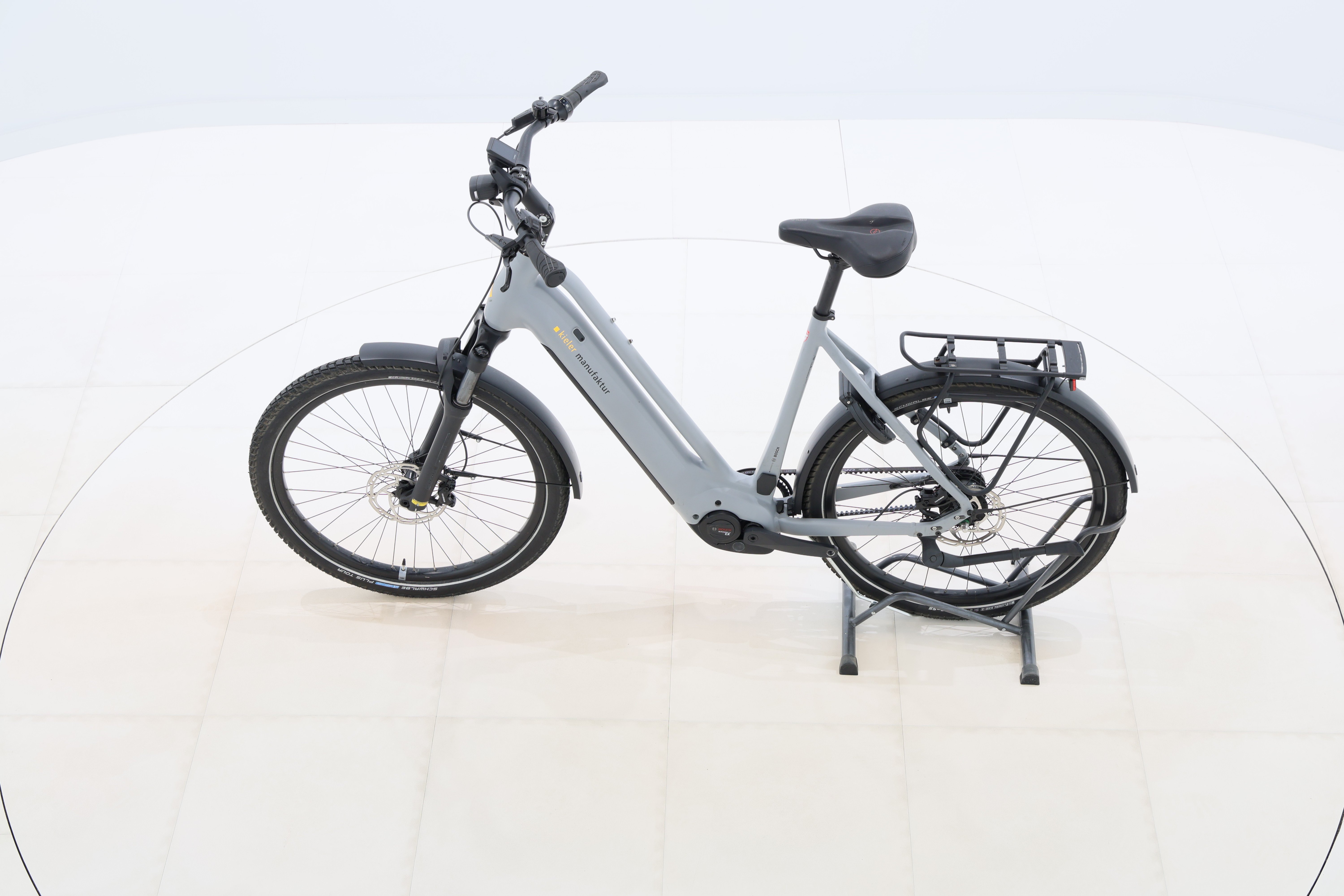 e024daa9-1302-41e6-9e6c-fdf57b365901