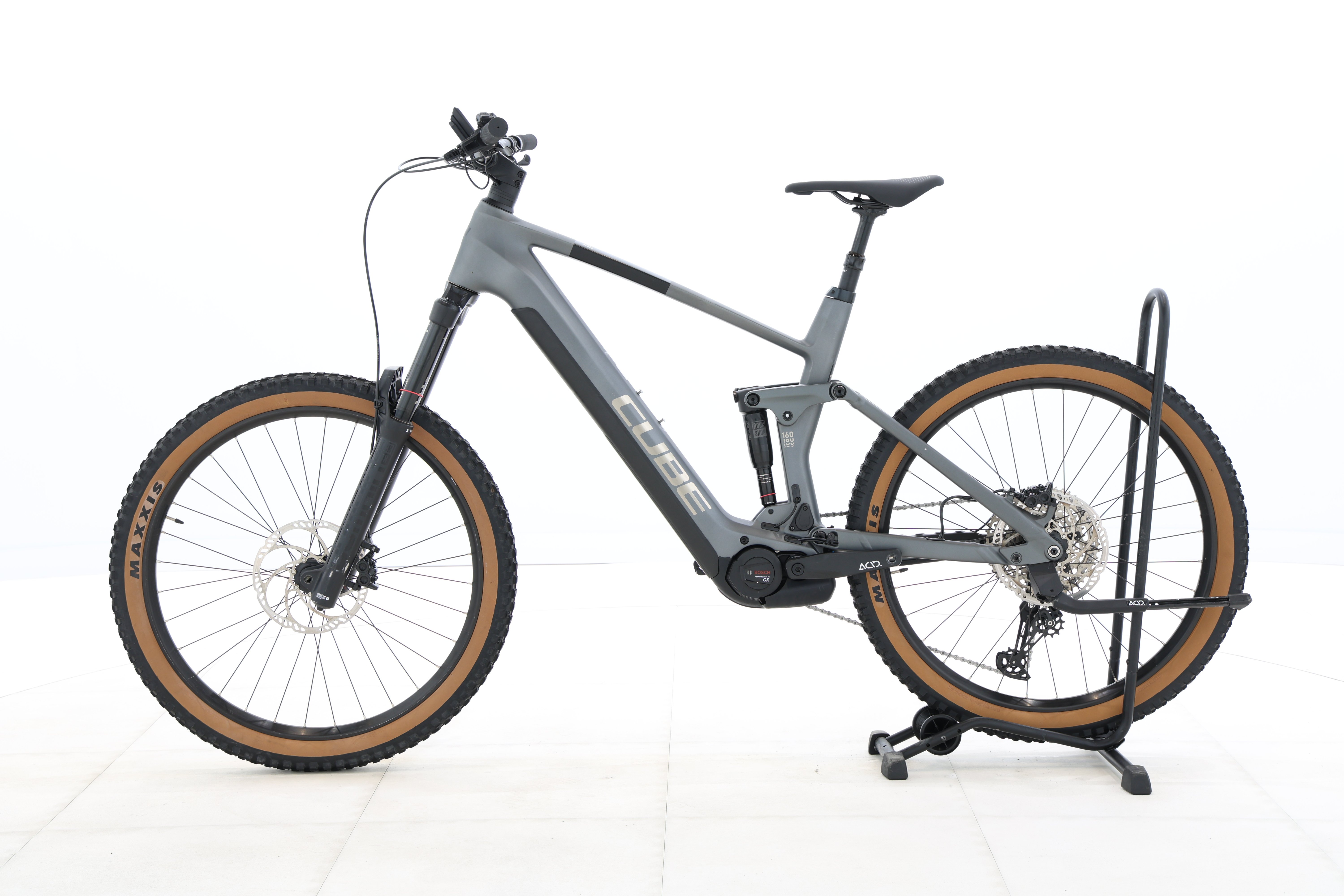 99b0114a-121d-479c-bd65-d37668dae17c