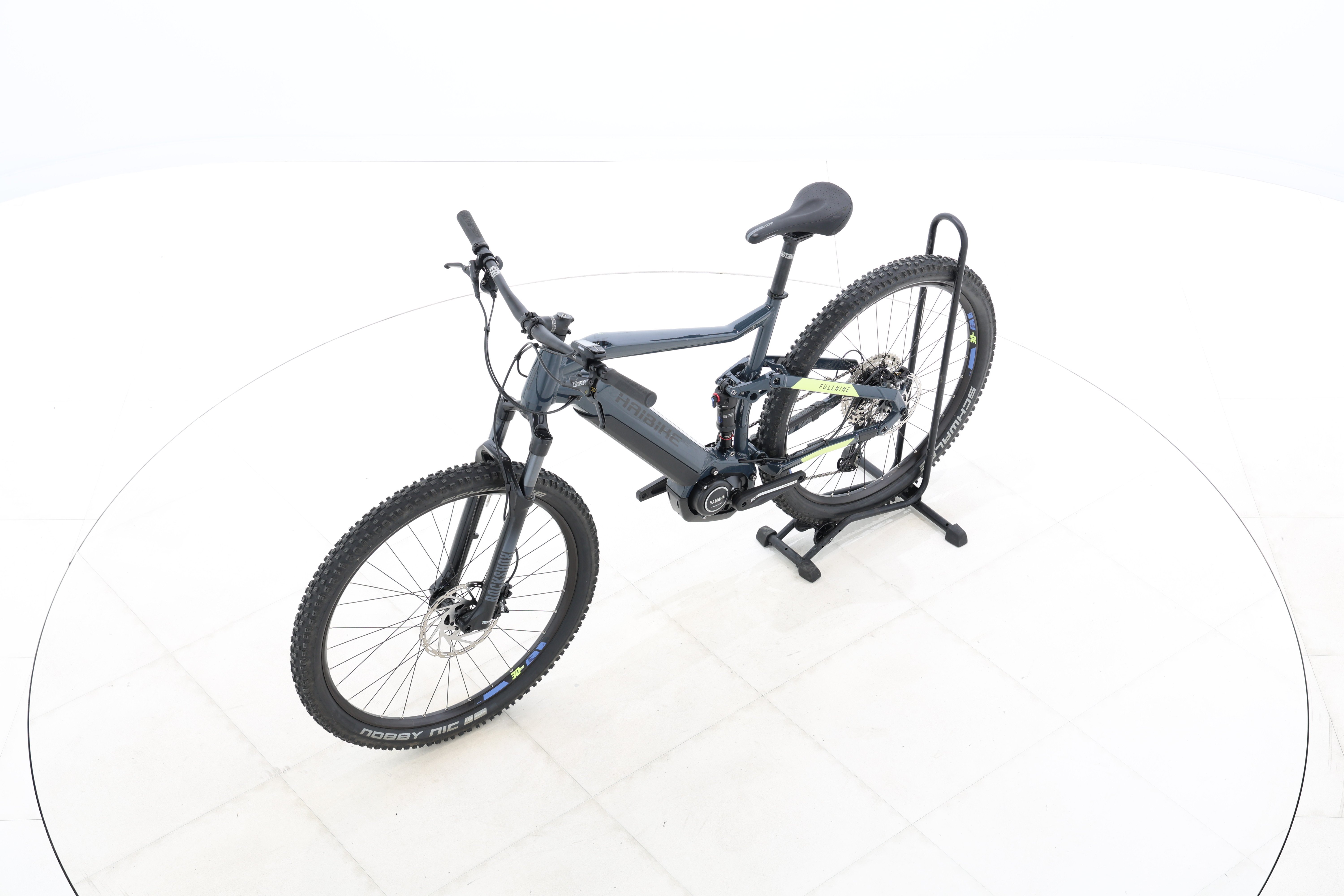 a25e734a-952b-4484-99fc-3049a44b32c2