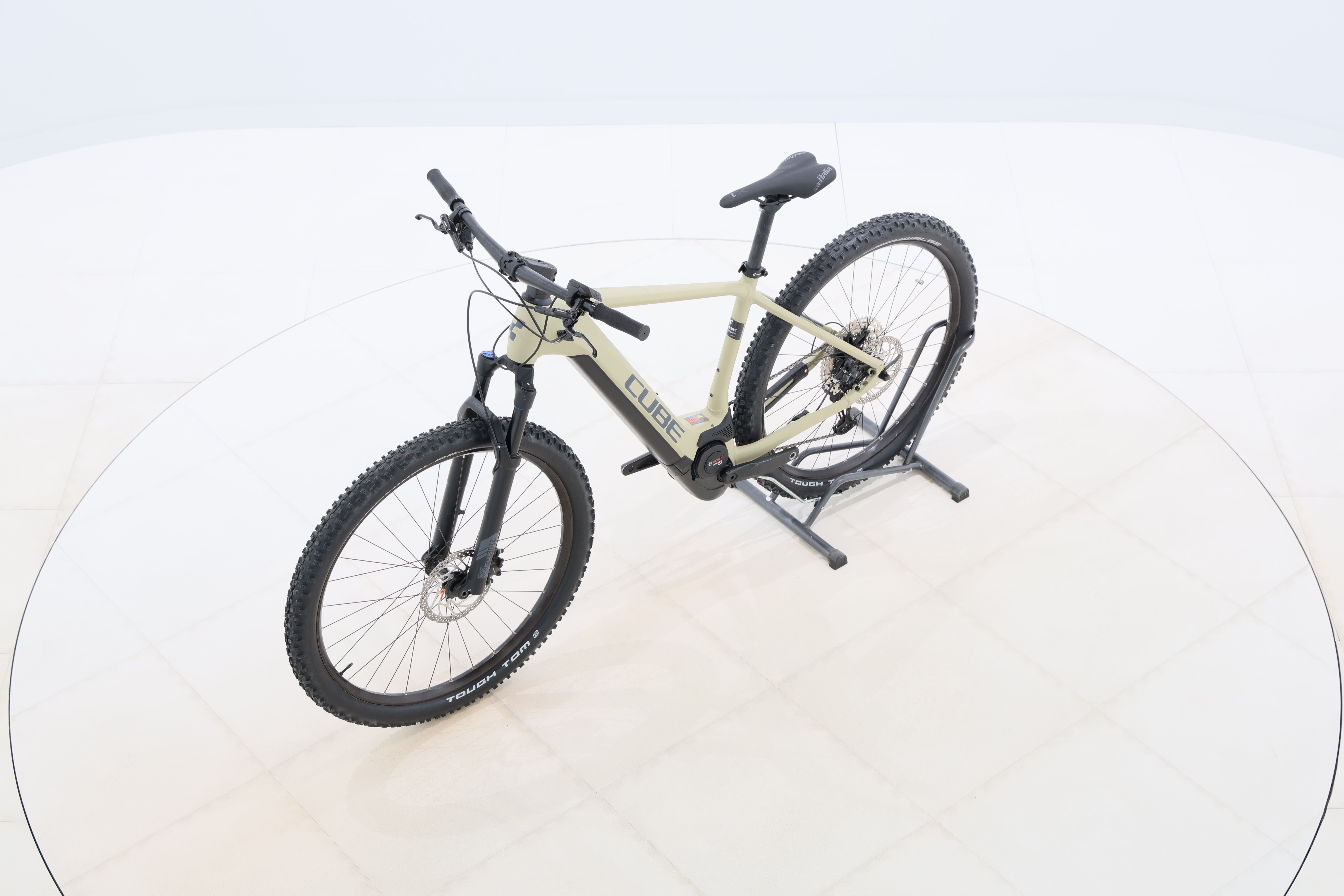 6fbcc638-66f4-45b2-8d81-177f403f7d78