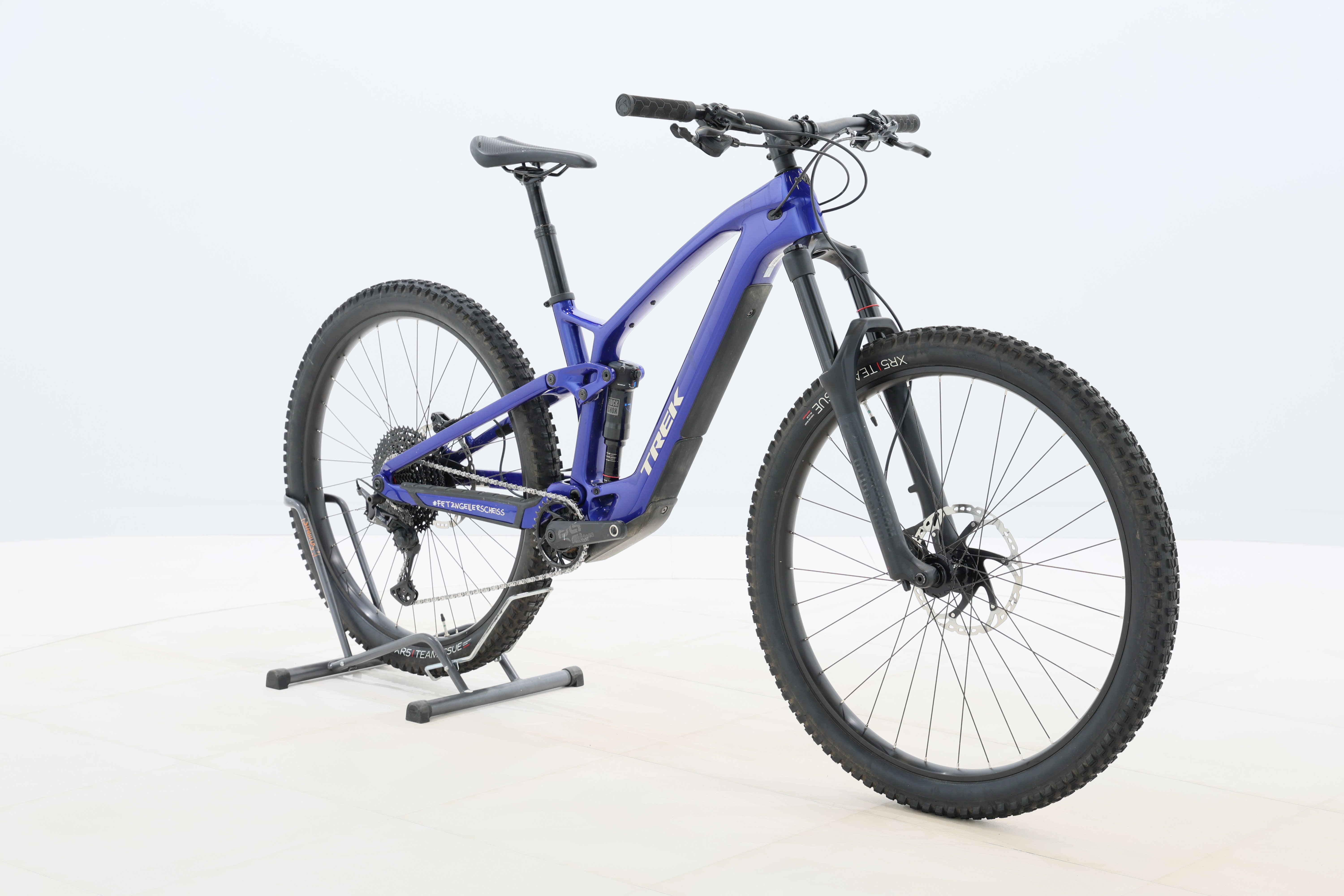 6a85a6e2-9bff-402a-80ab-ee3facf1931d