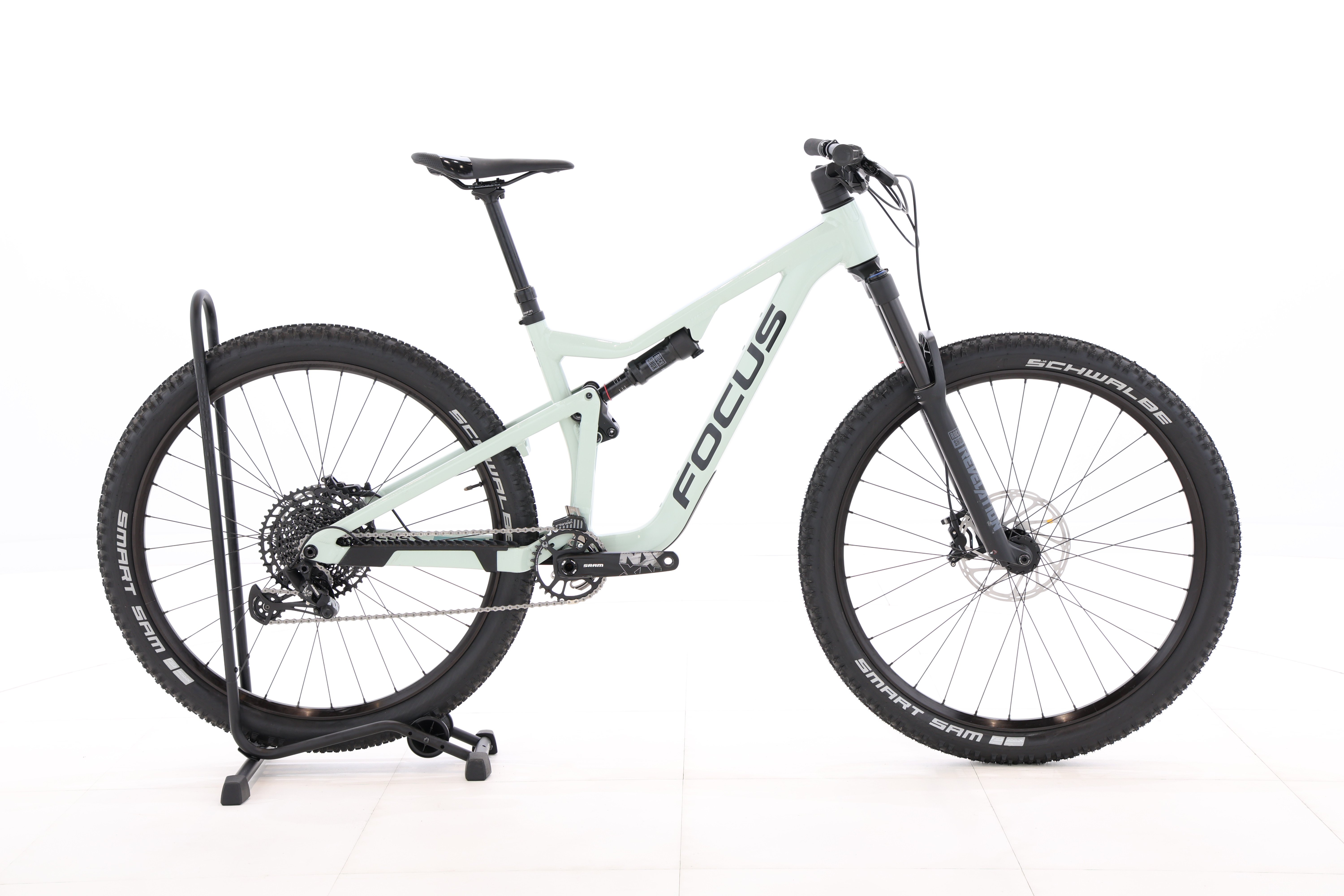 01f080fc-9930-4a4b-8b41-5defb591d596