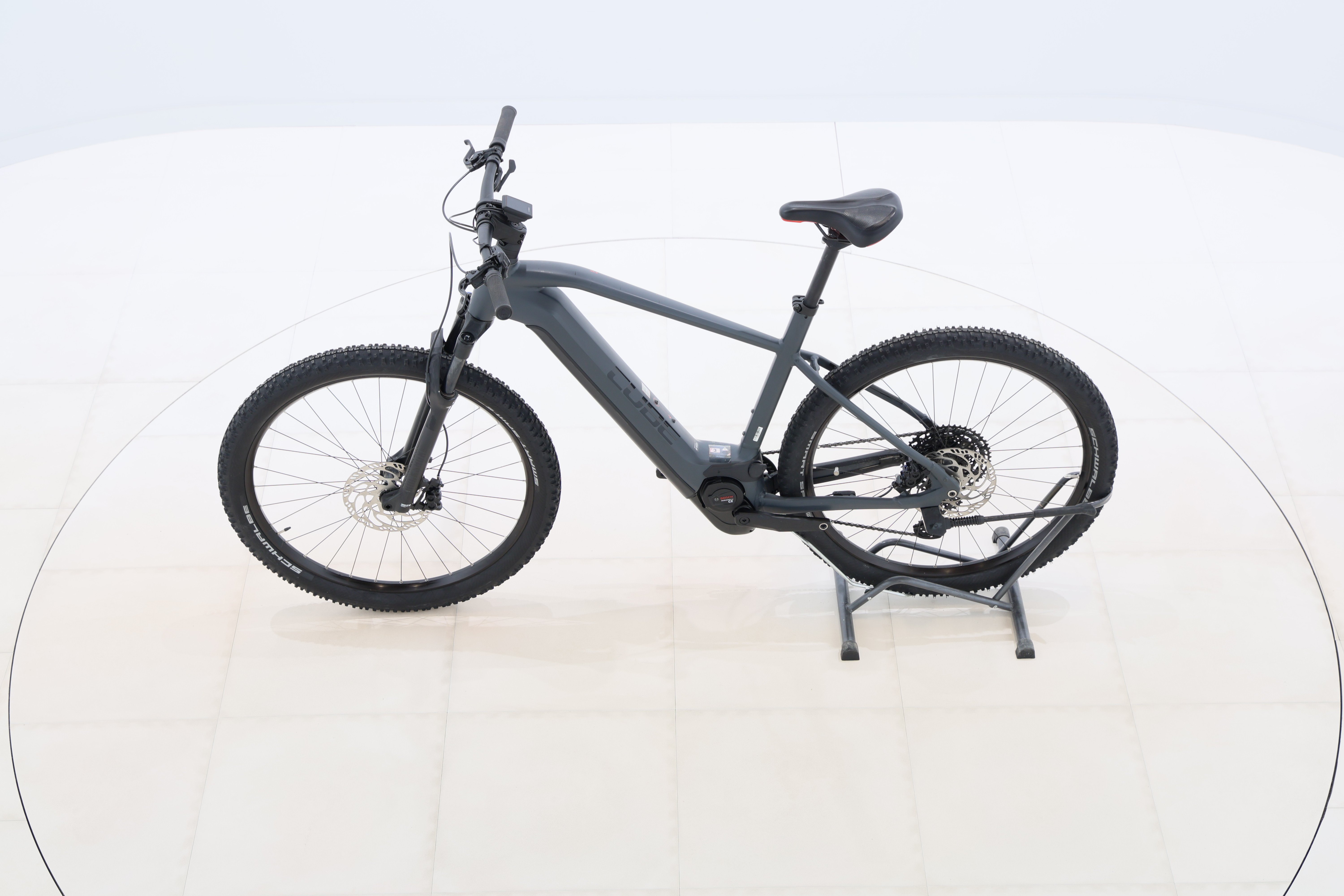 8ee196f2-5832-4e5b-83a1-773c5d04f487