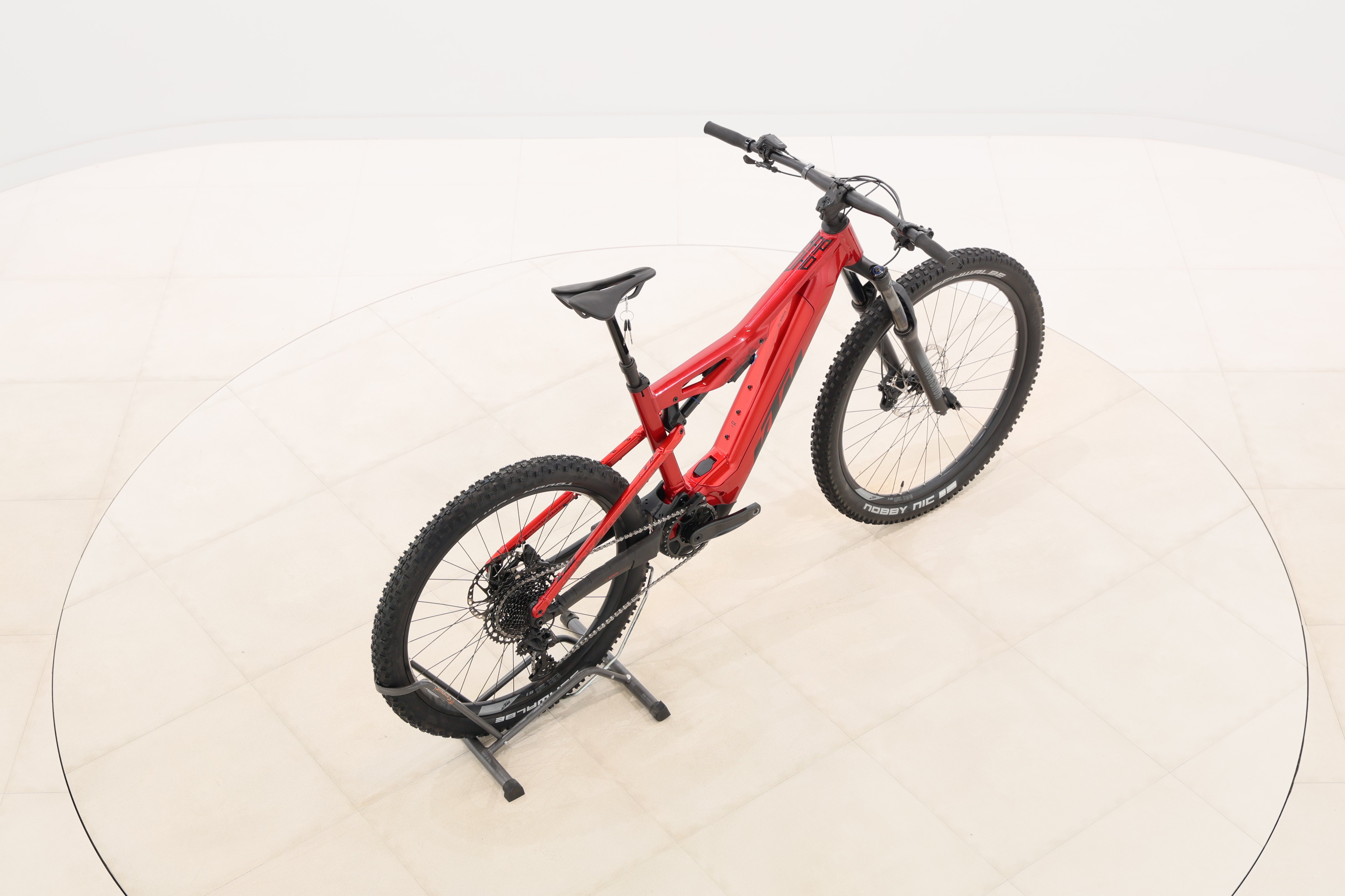 e520a25b-56af-448f-a8a7-1ad5dc2f793c