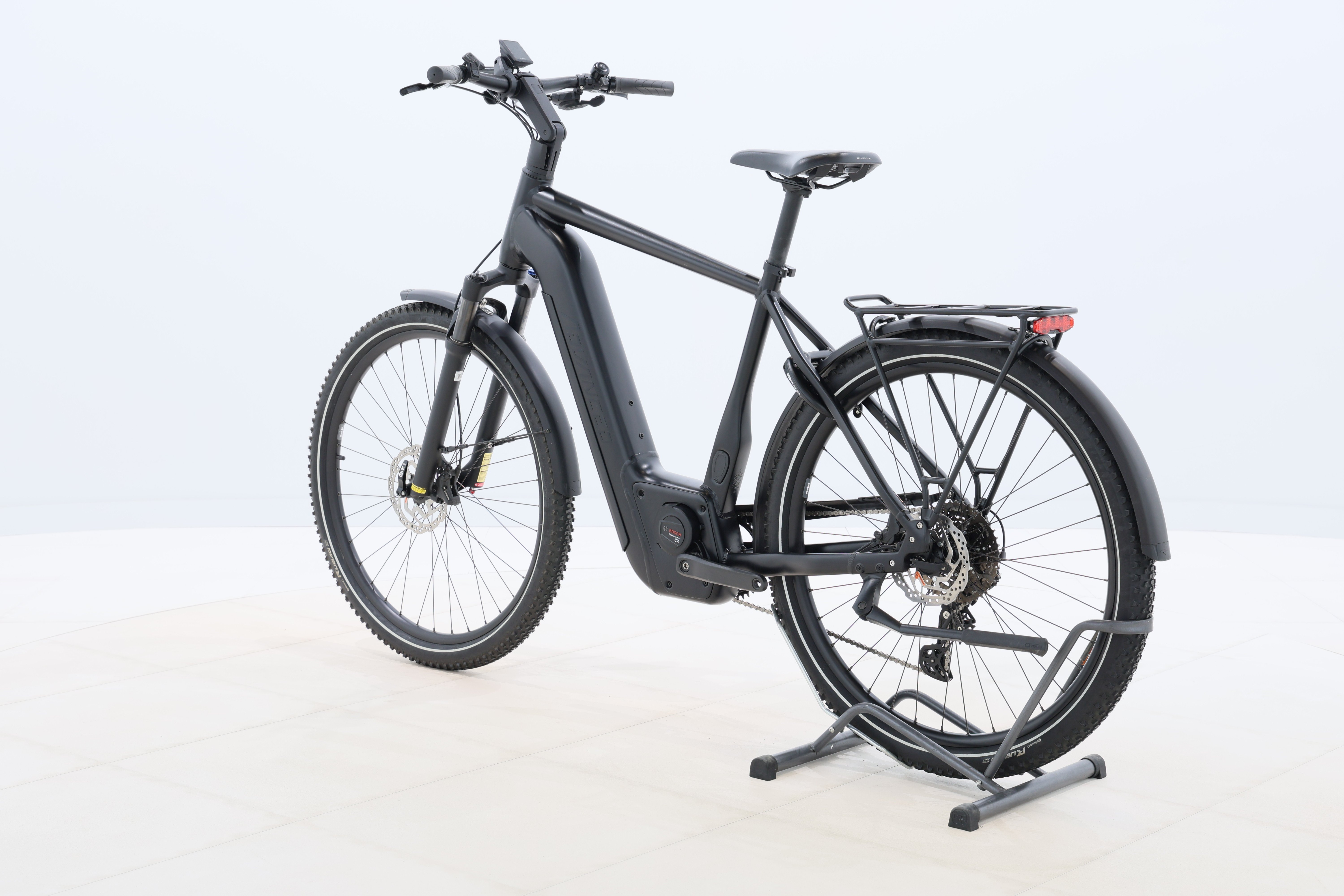 f06de628-4798-4123-9cd6-f63066cb2c5f