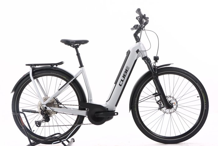 Cube KATHMANDU HYBRID SLX 750 2023