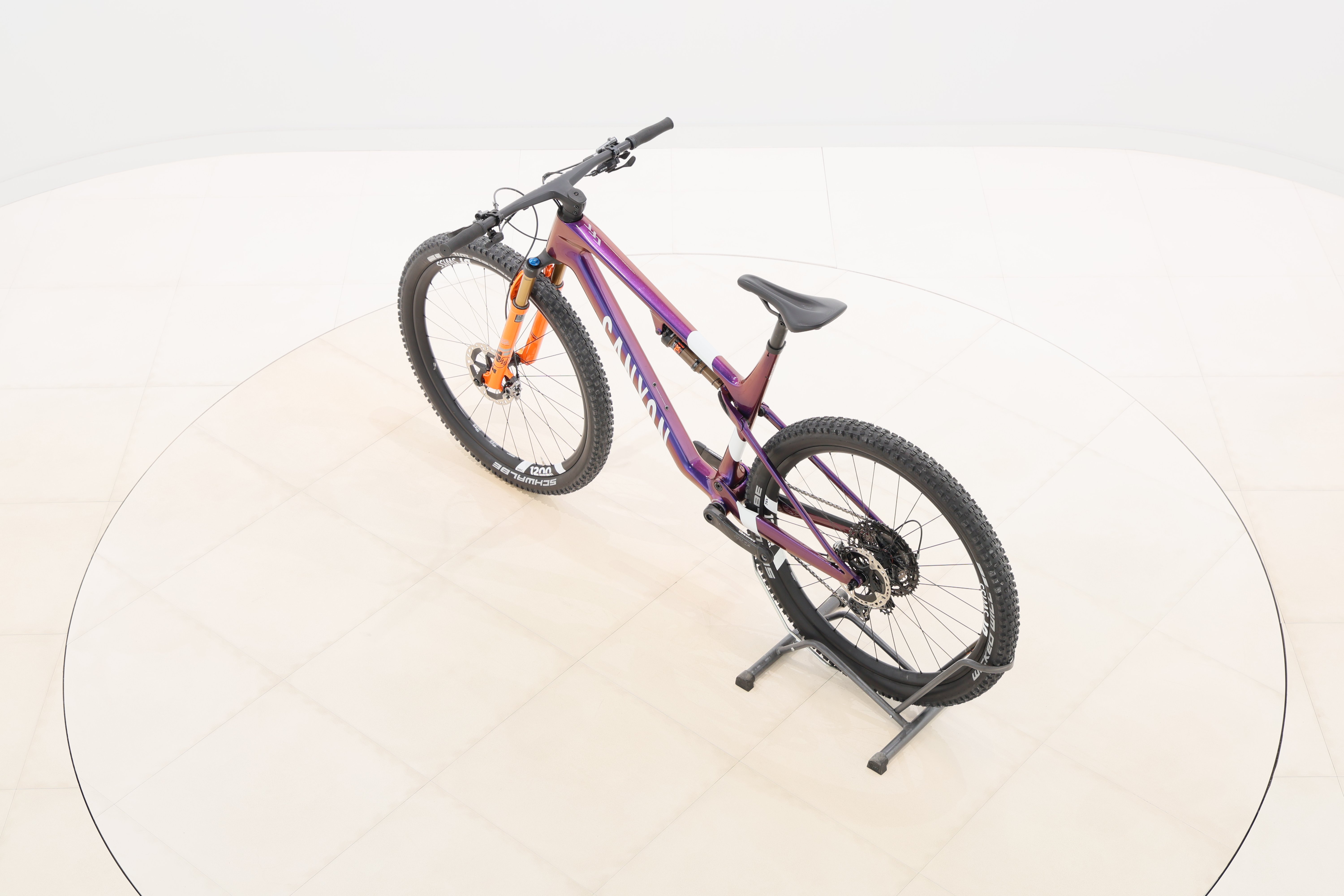 afb7866e-0f47-4631-bbd8-7b14c1e3b02d