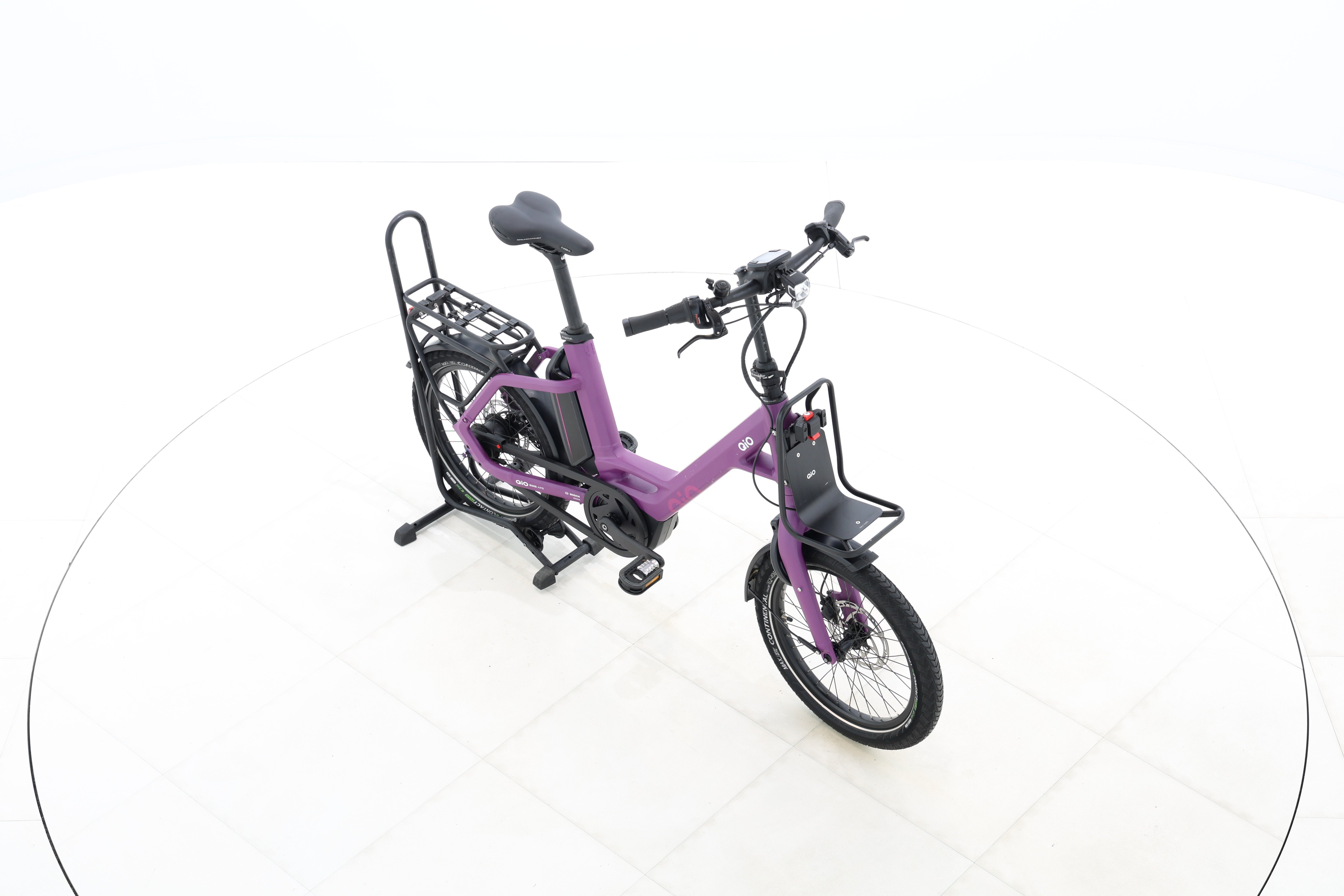 e37fb442-f870-4ead-8127-786be25c9e9e