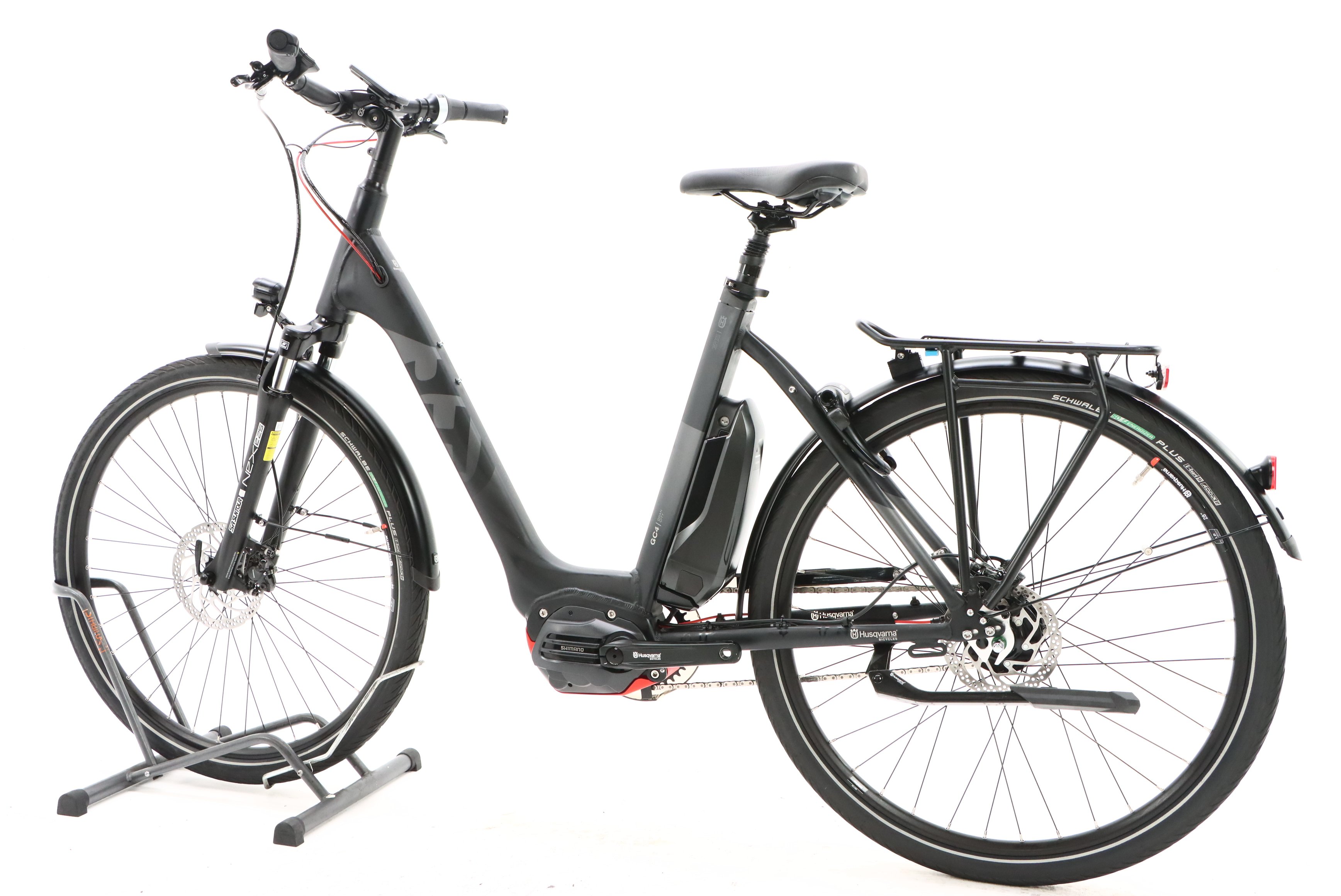 d298a0e1-02ba-4284-a1d0-cafa994965fa