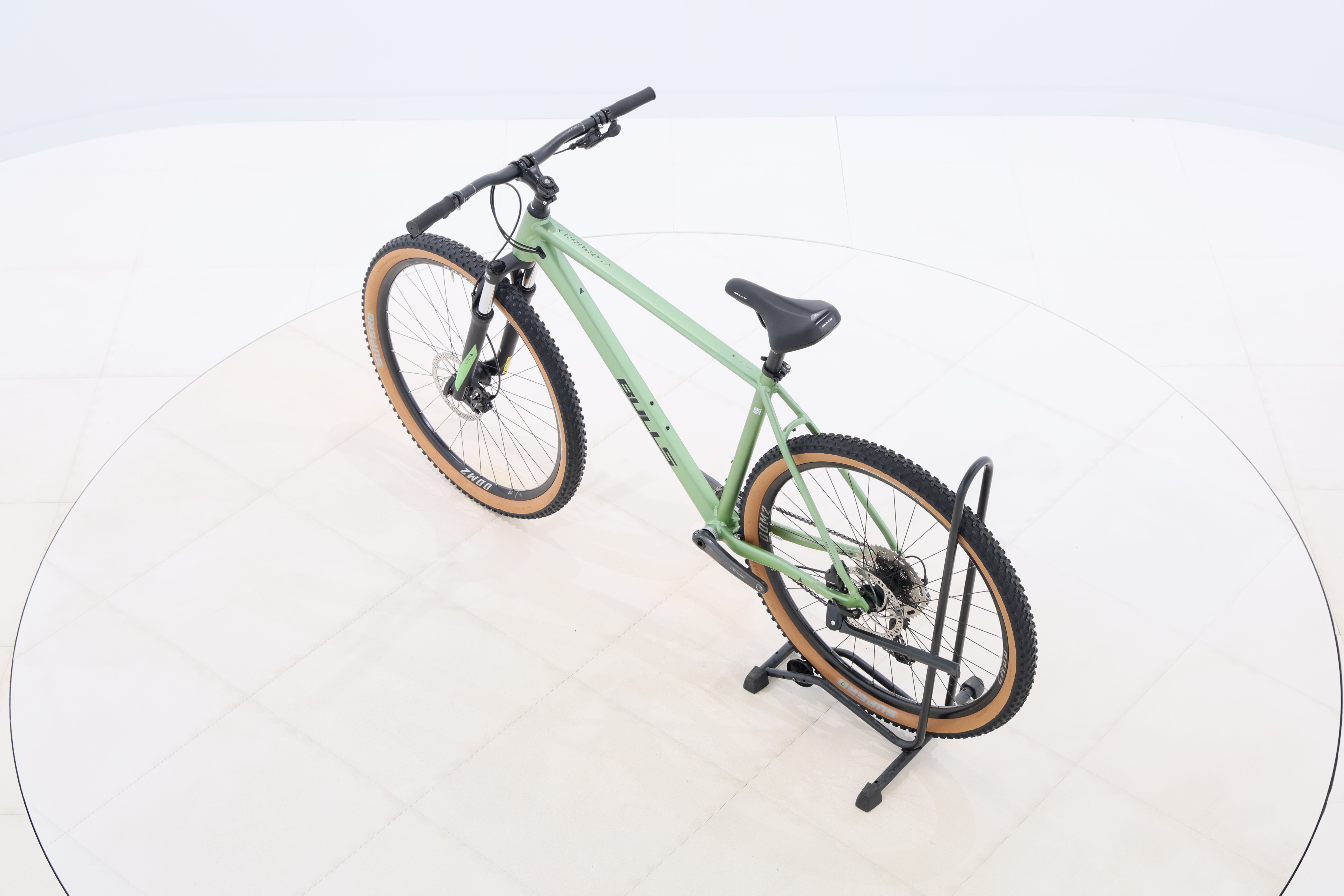 99be8a43-6c03-42d9-8d9e-02b855e1bf98