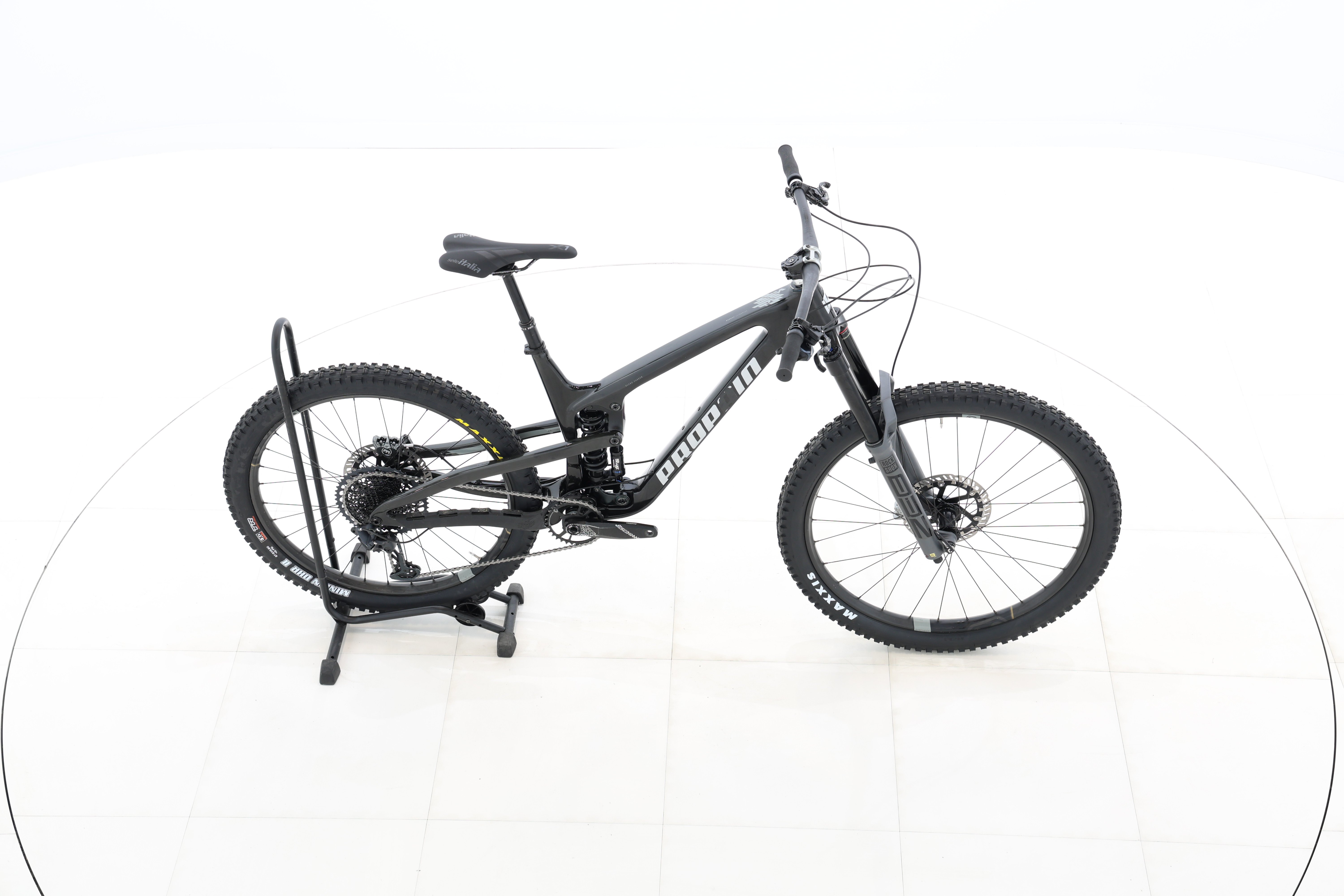 8a03a94e-99b1-40c1-a42d-a53c22201d1c