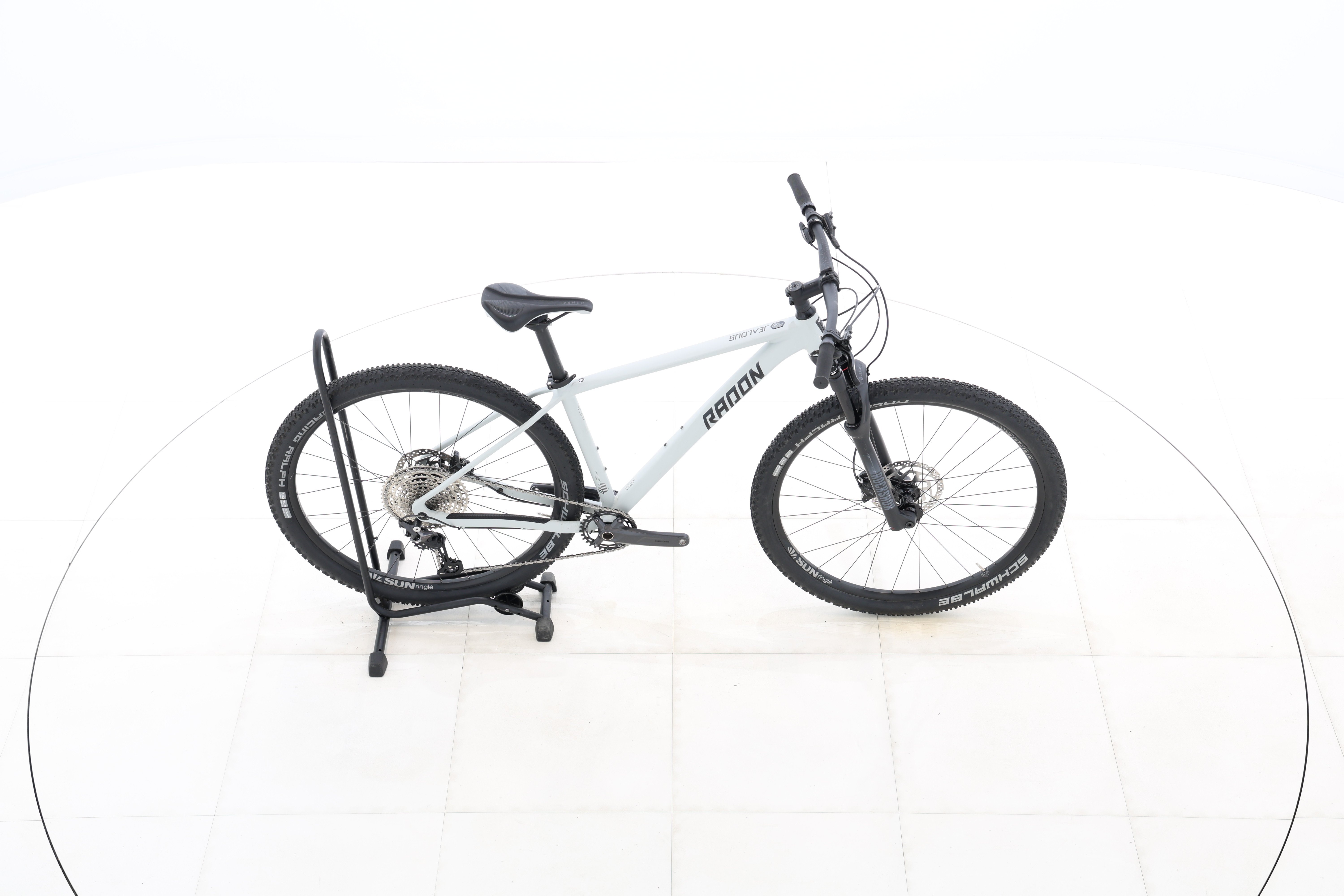 3863df66-8e5f-4e37-8b79-fe9f146c045c