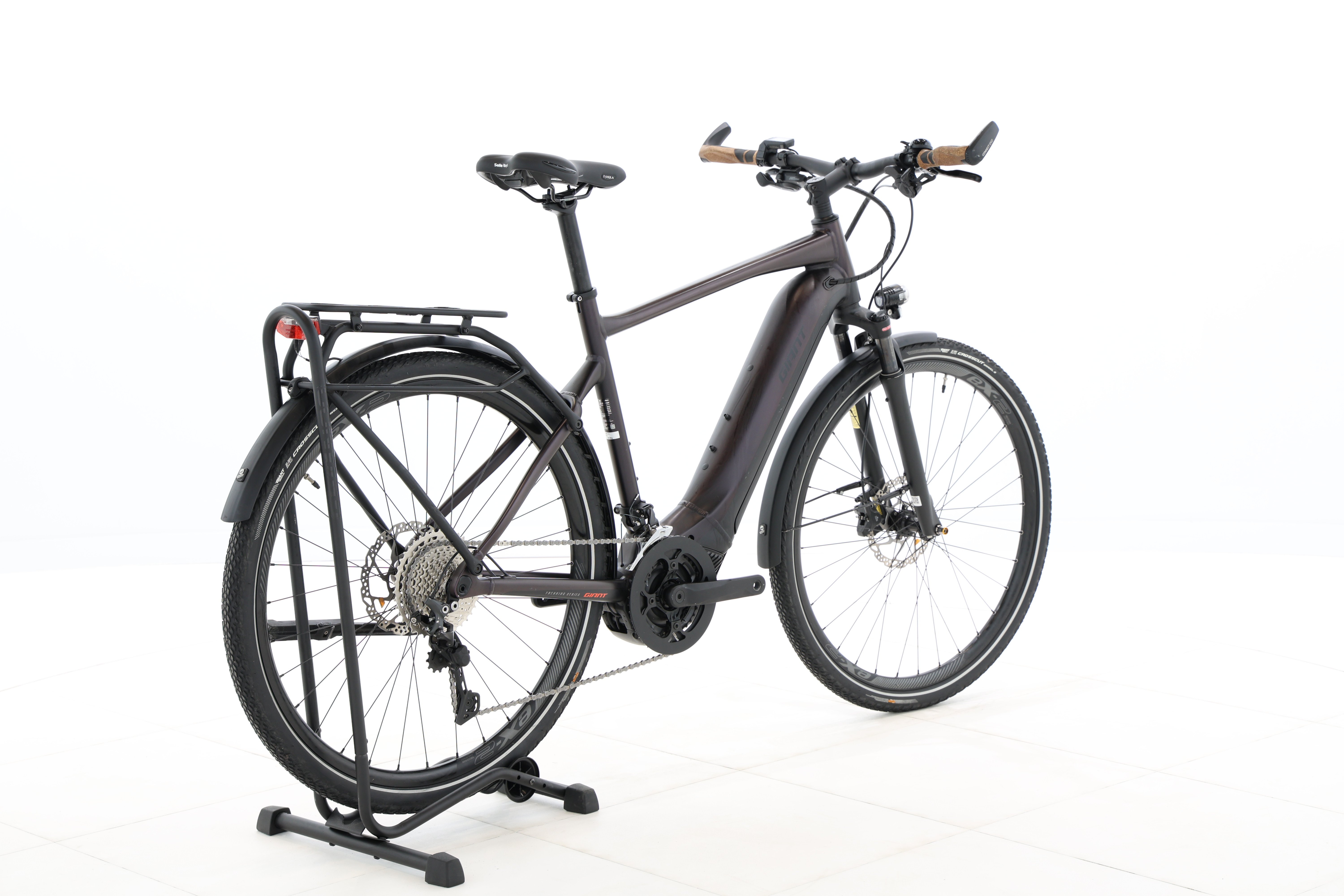 f2110da1-b1b8-436d-ba0b-f1ca02024a29