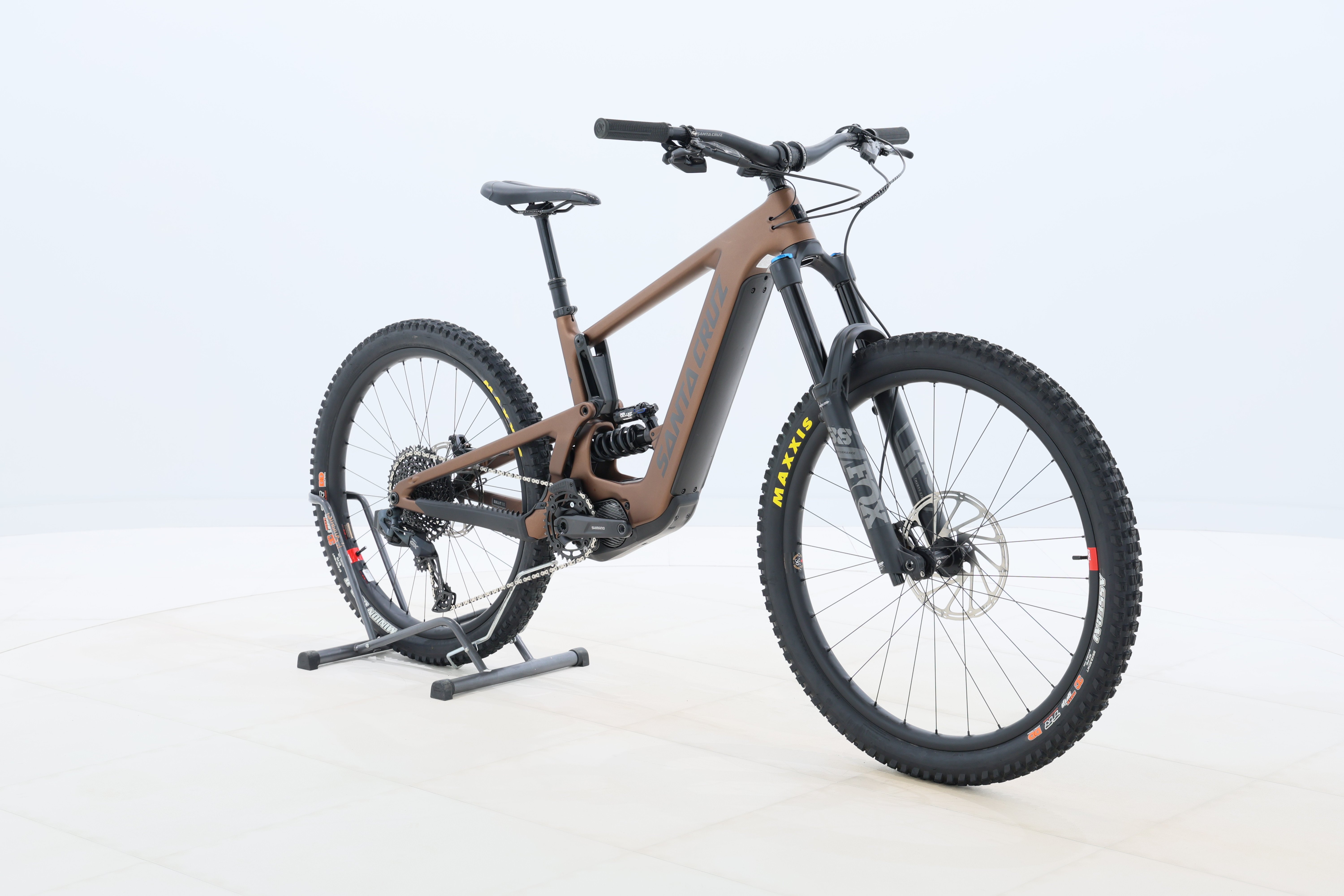 b0a35a2e-c71a-43a7-ae5a-c015de86d597