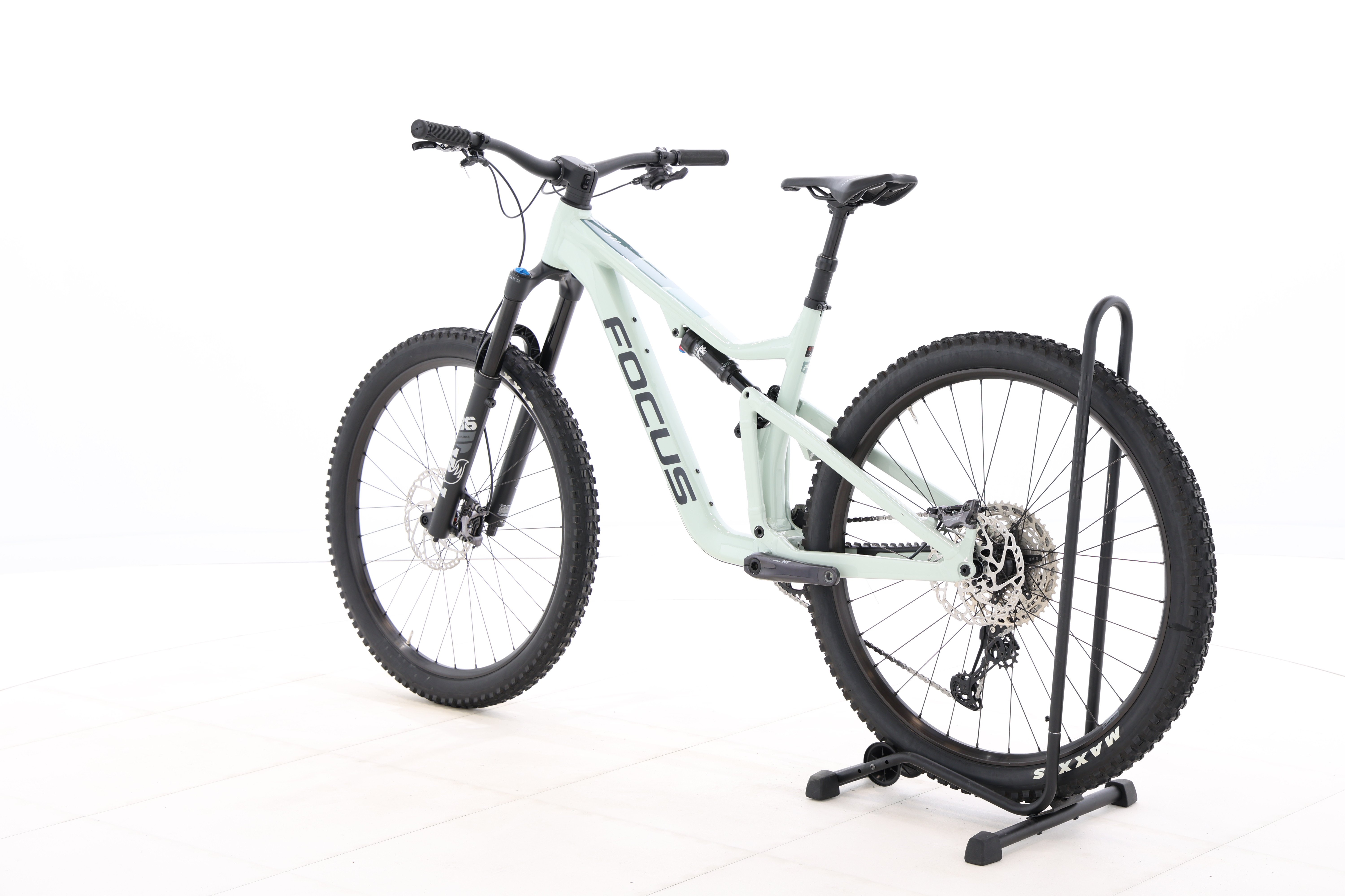 c1754574-1ea8-4f4e-a370-3d8d0ca37a59