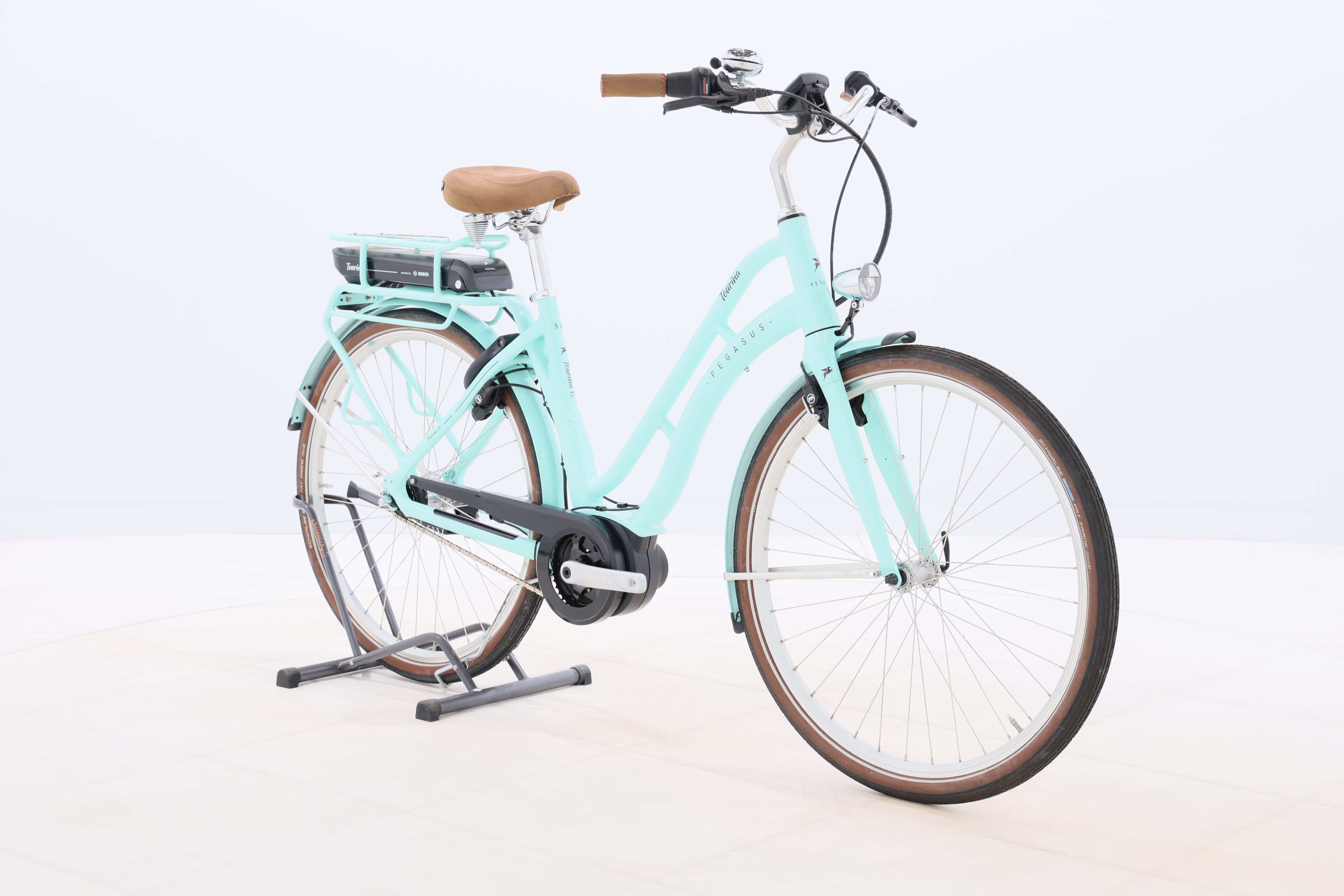 7e8053e6-6c02-43d5-b1f5-4511aa0d3c00