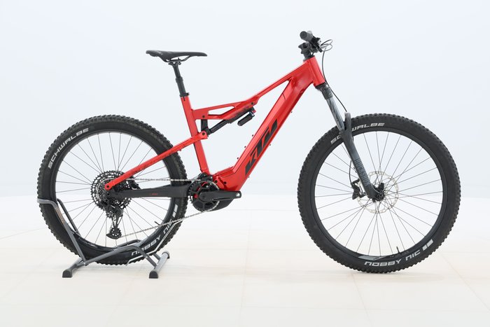 KTM MACINA KAPOHO 7973 2022