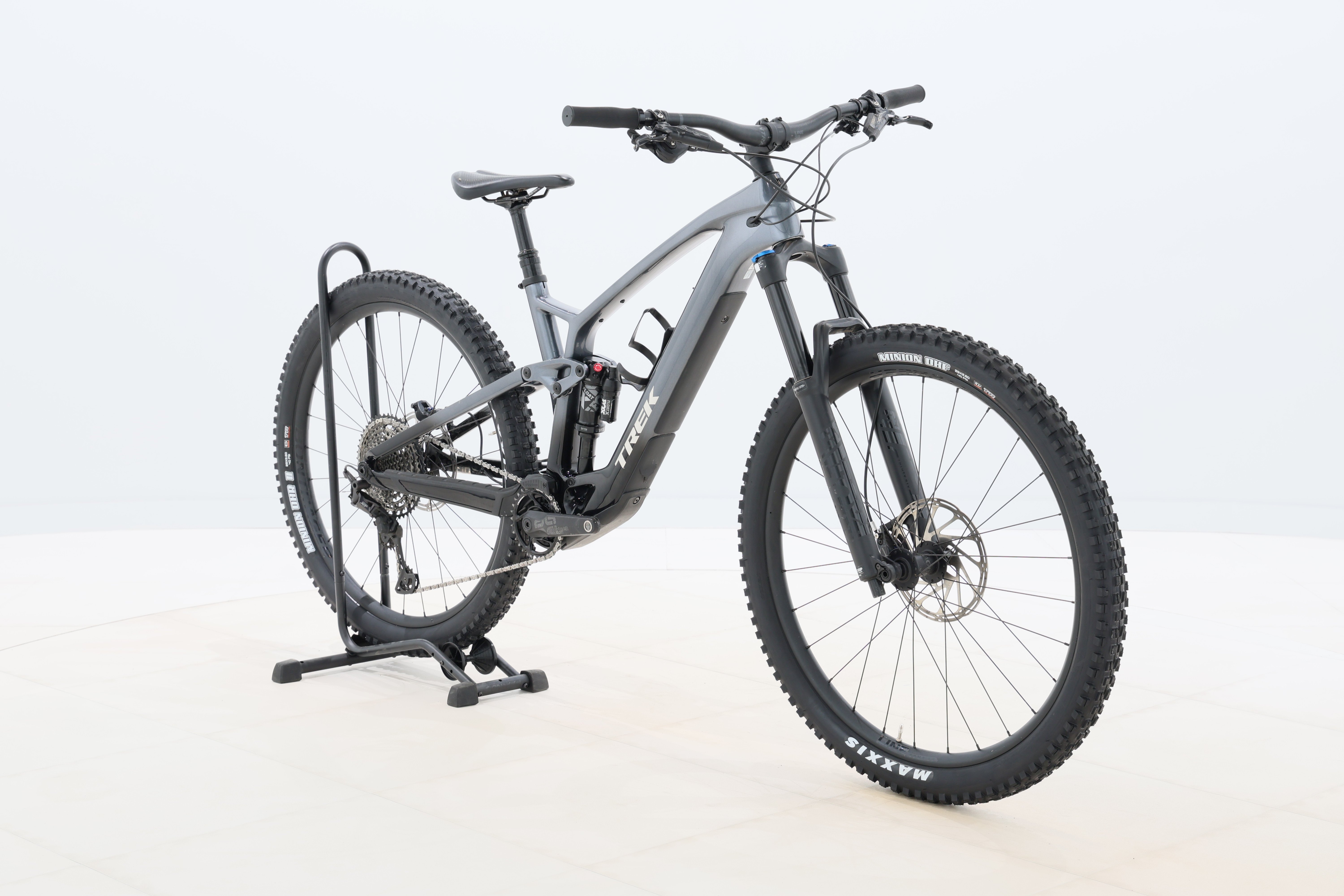 19cf7908-1cba-4f45-a40a-ed7fe4969f69