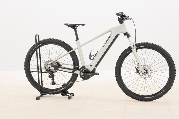 Cube Reaction Hybrid ONE 800 2025